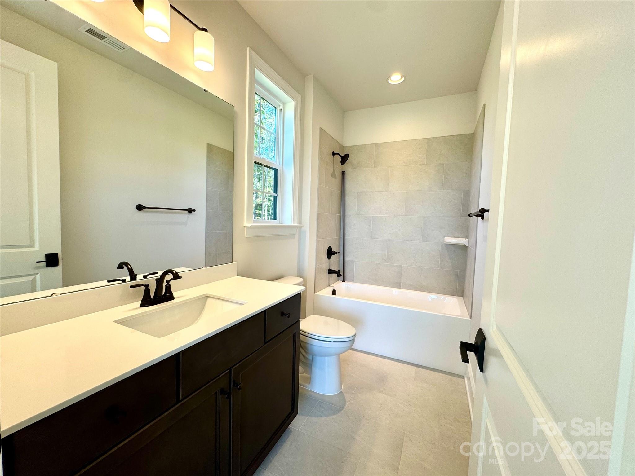 Saddlehorn - Residential