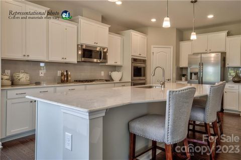 Photo of 15625 Aviary Orchard Way #PHG 32, Charlotte, NC 28278 (MLS # 3939762)