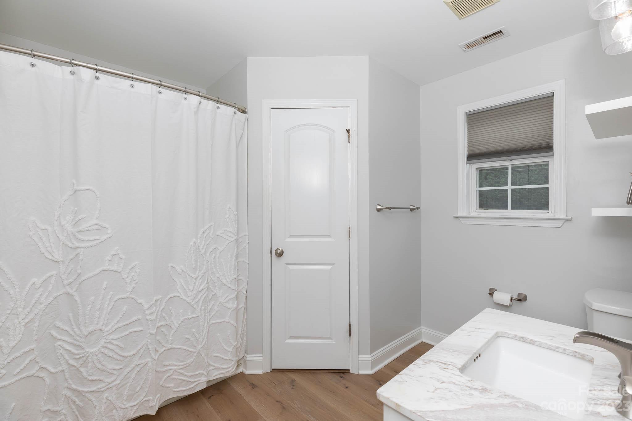 Creekside - Residential