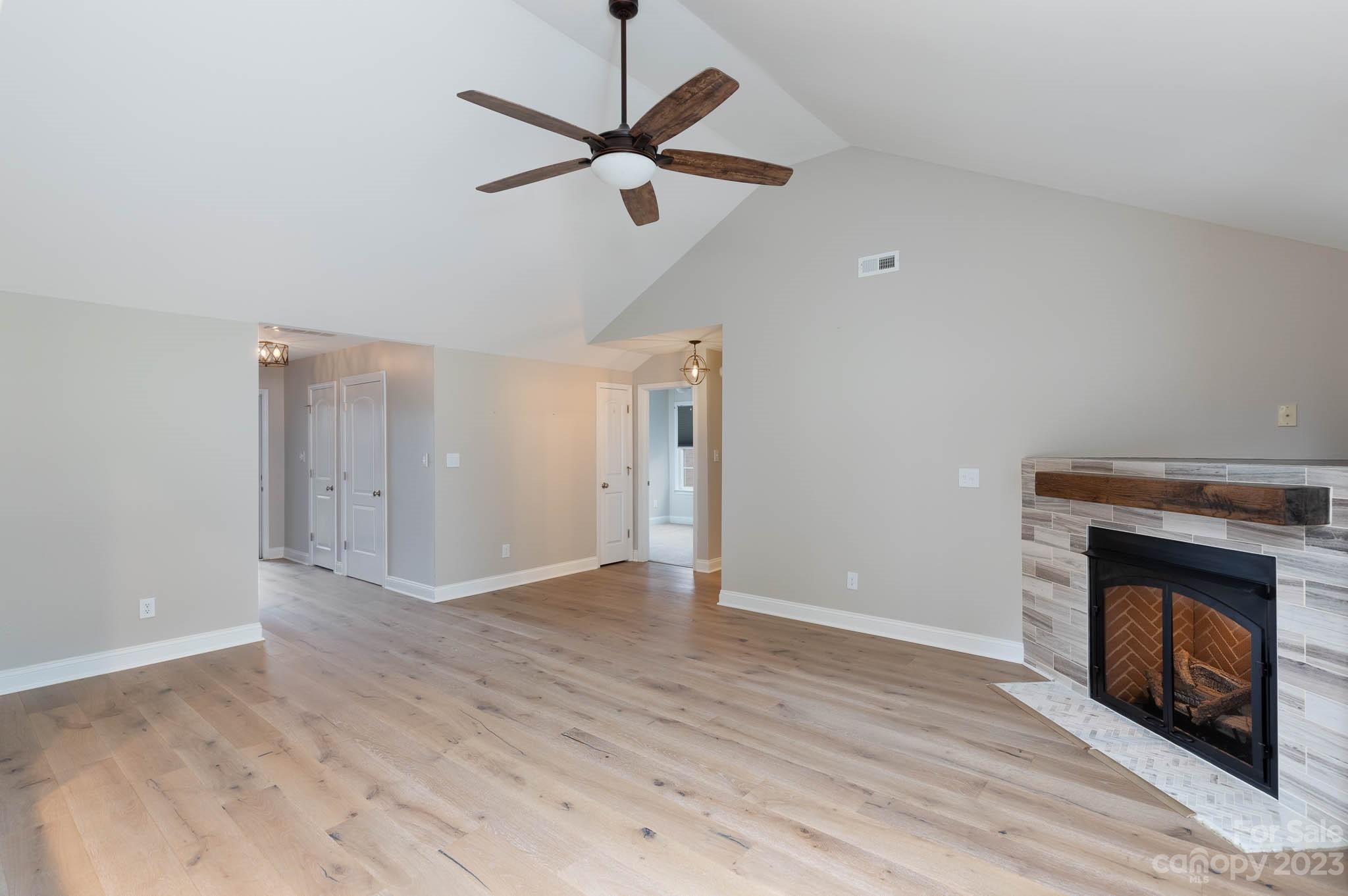 Creekside - Residential