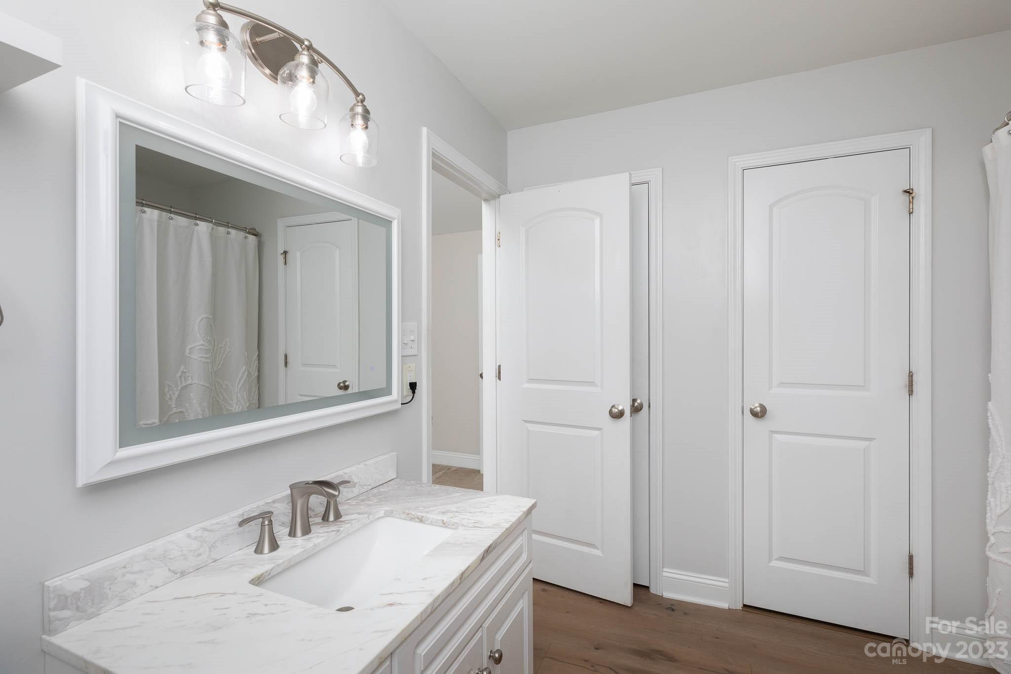 Creekside - Residential