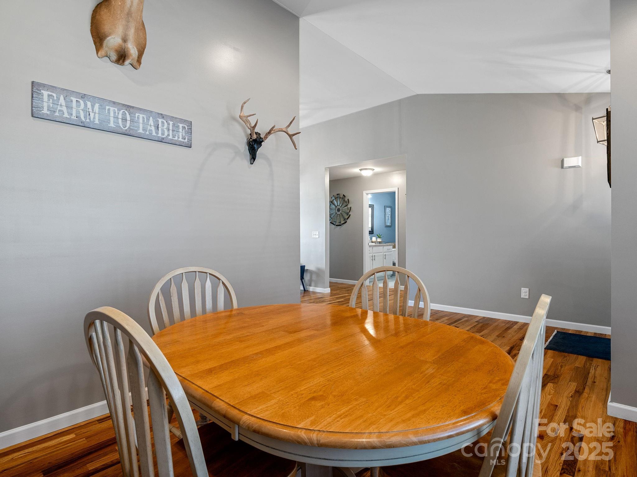 Shana Lynn - Residential