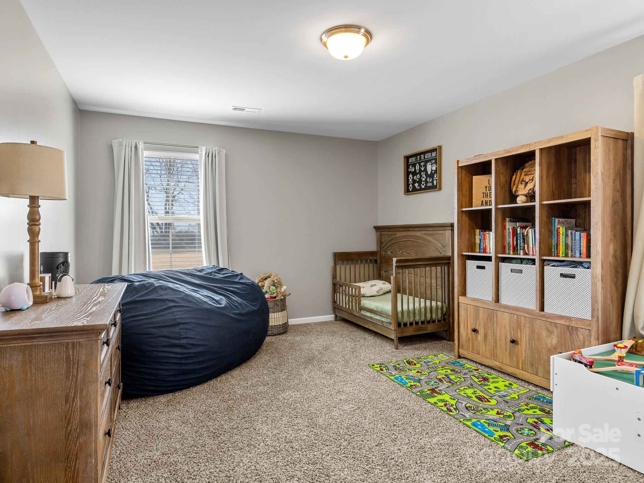 Shana Lynn - Residential