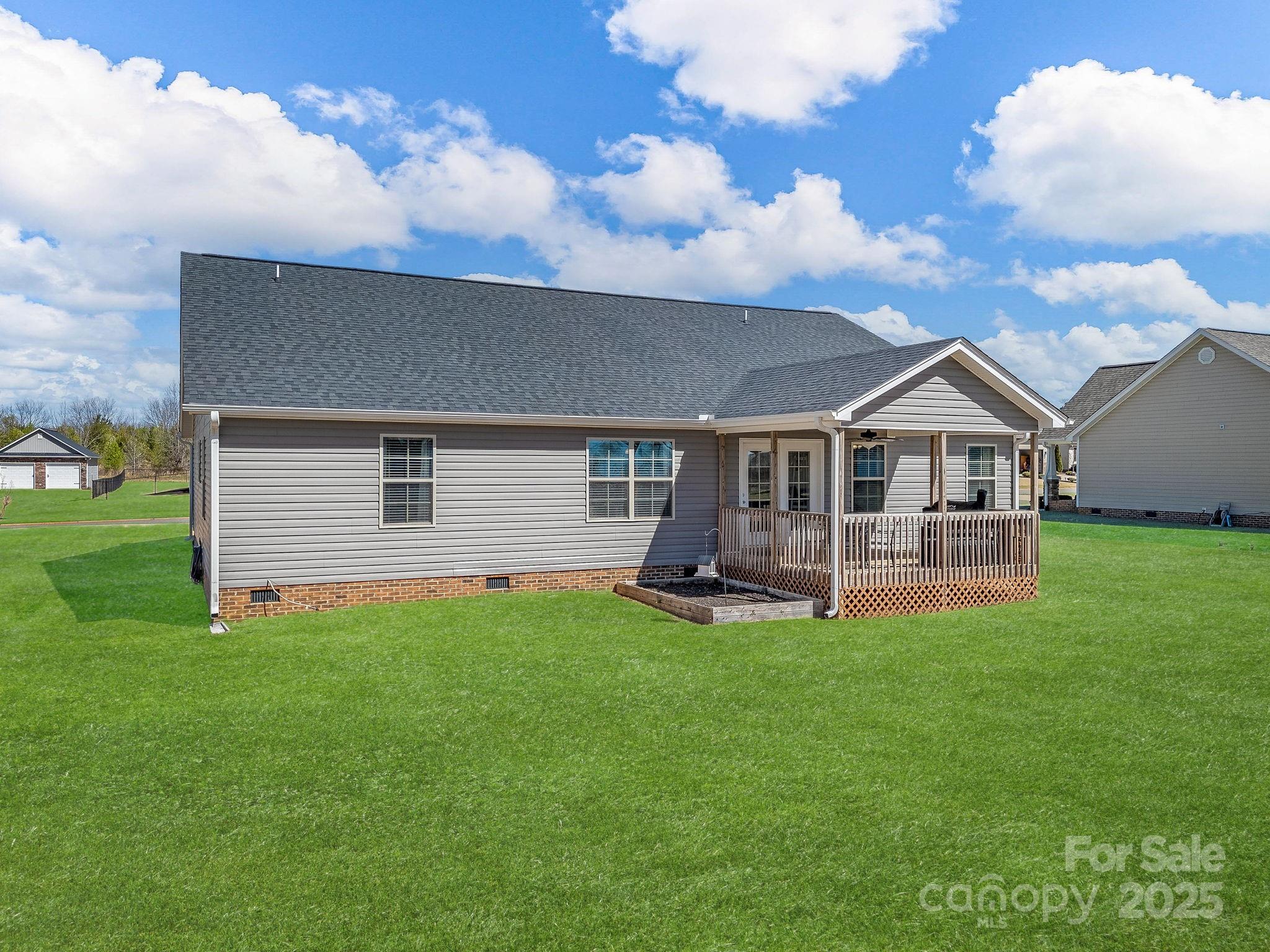 Shana Lynn - Residential