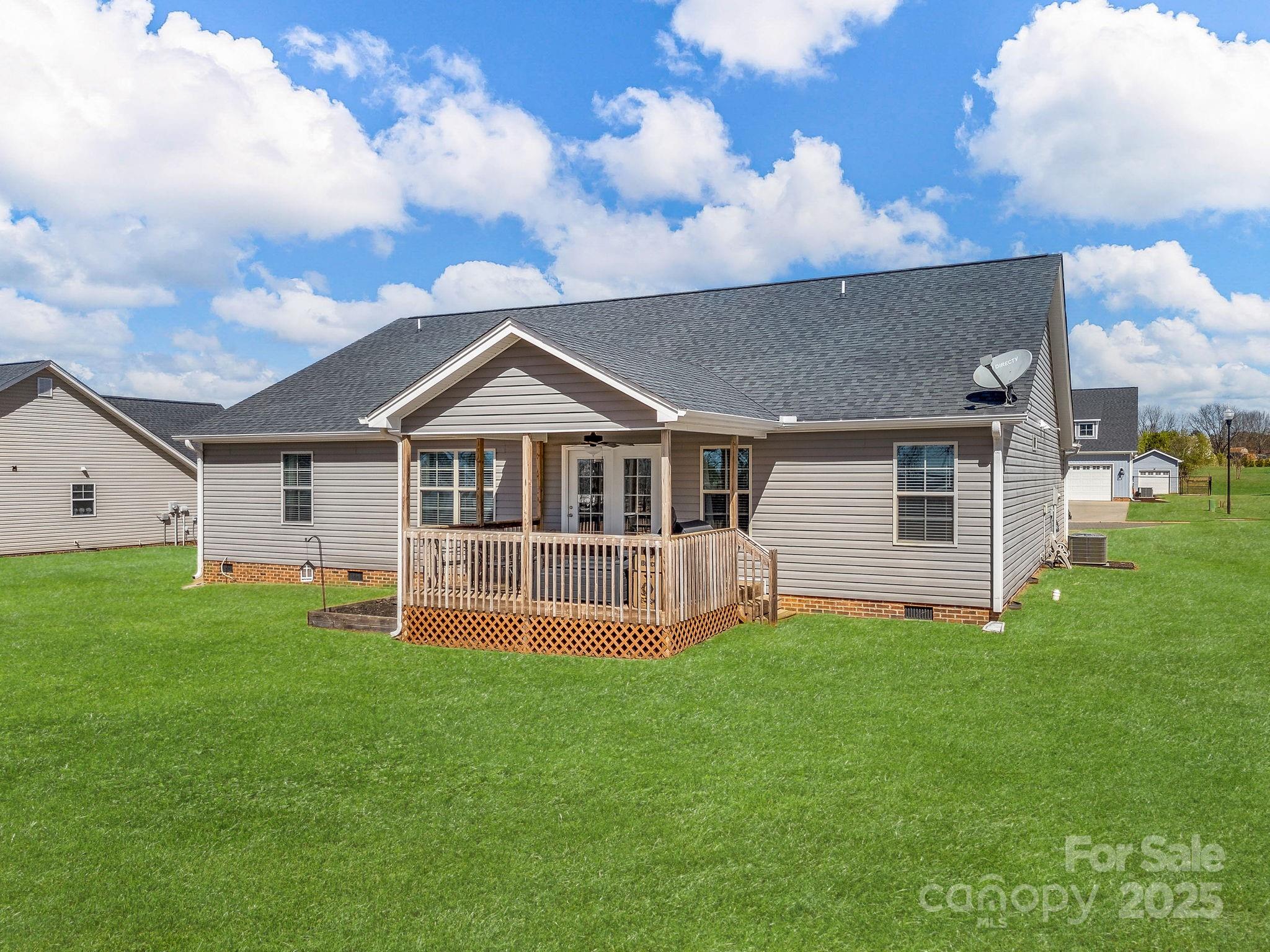 Shana Lynn - Residential