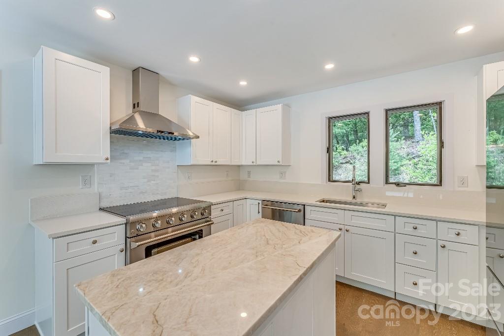 Connestee Falls - Residential