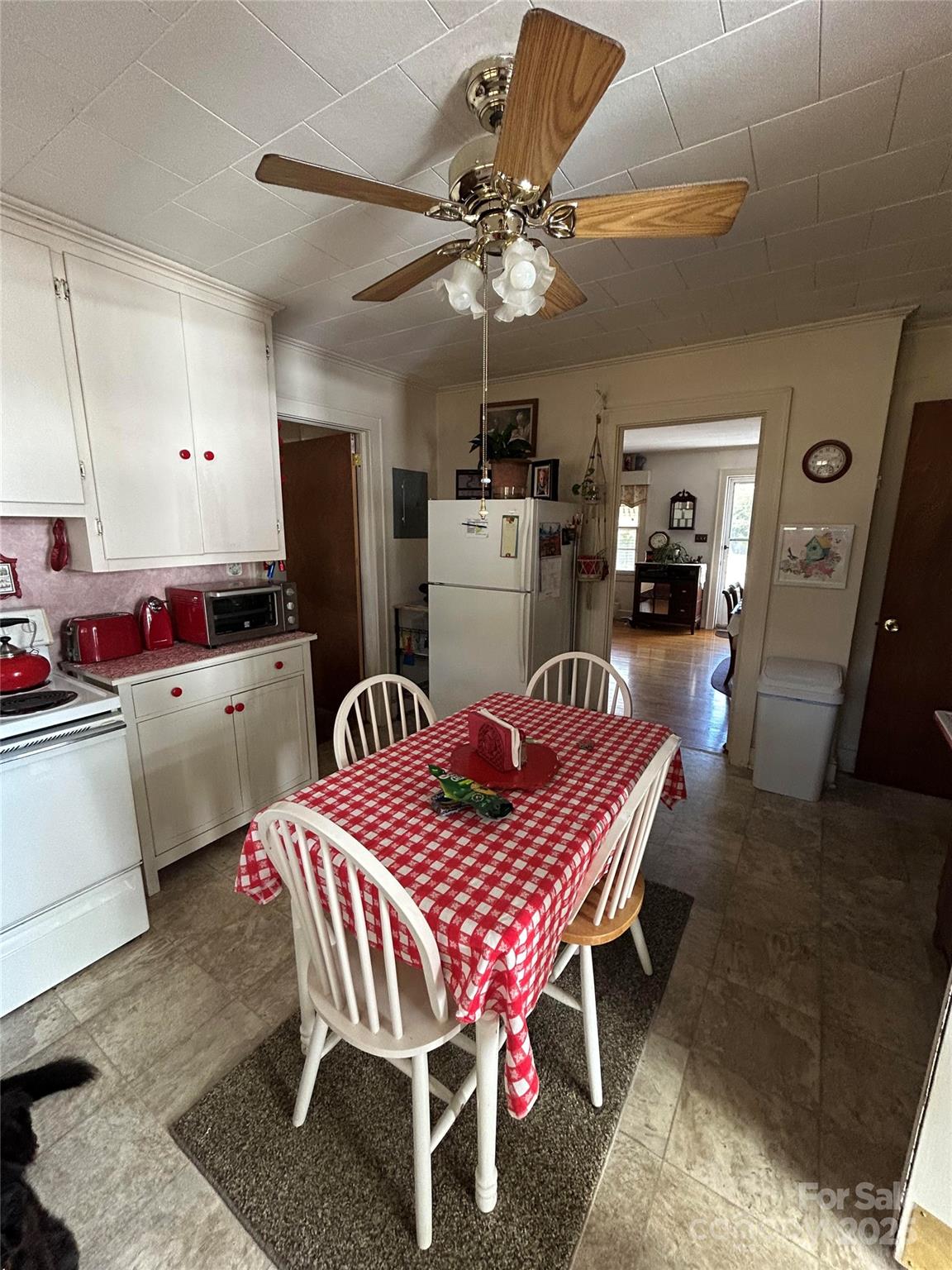 Melchor Heights - Residential