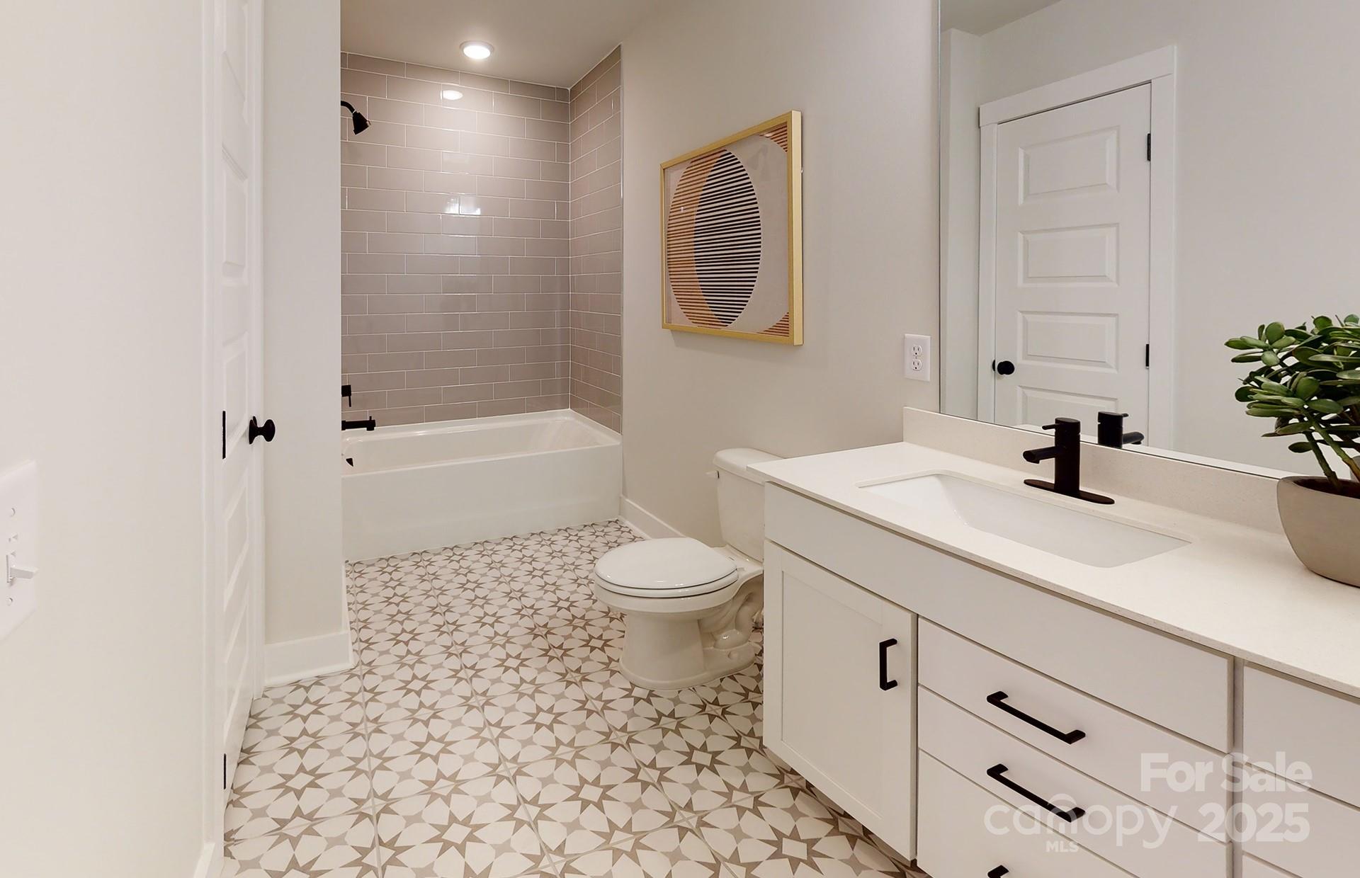 Patterson Pond - Residential