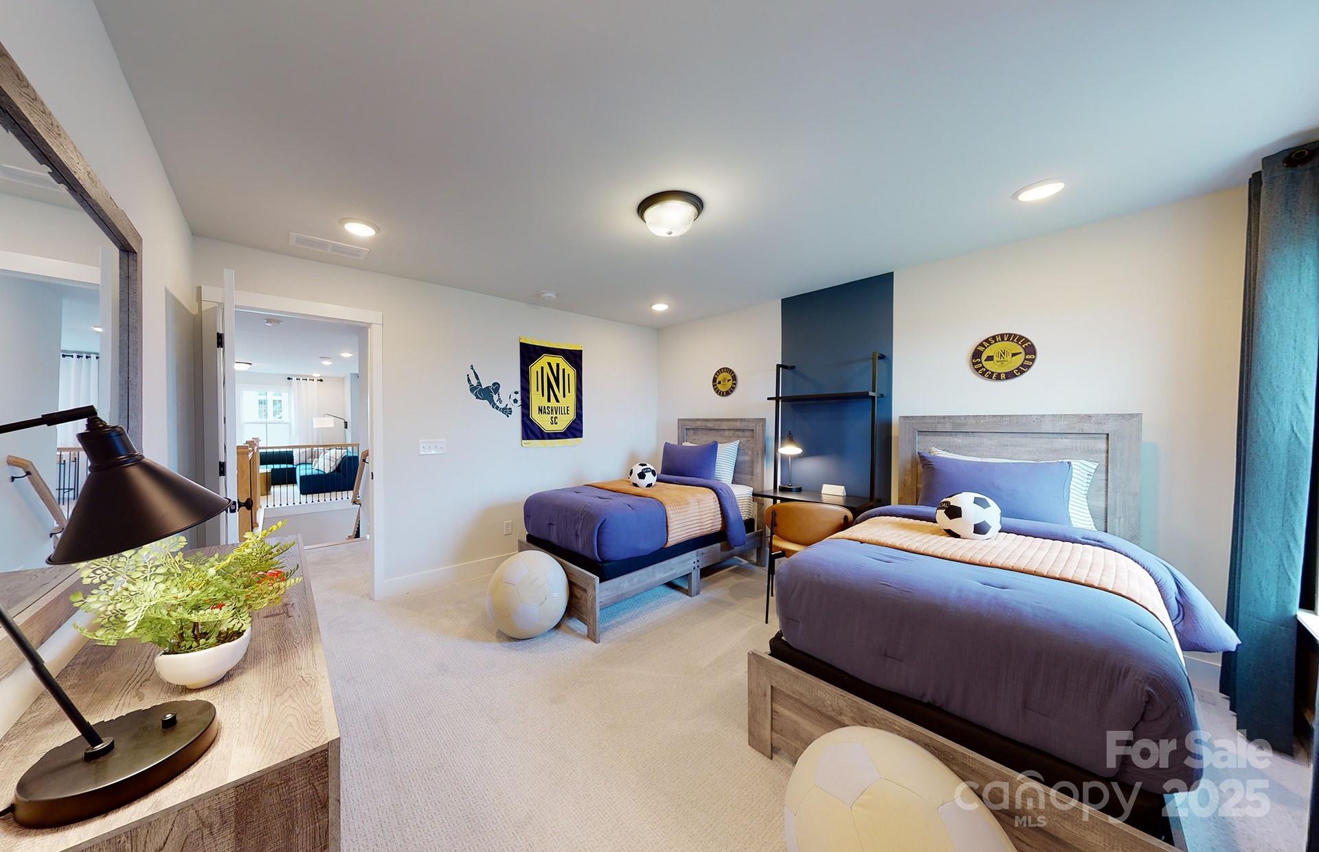 Patterson Pond - Residential