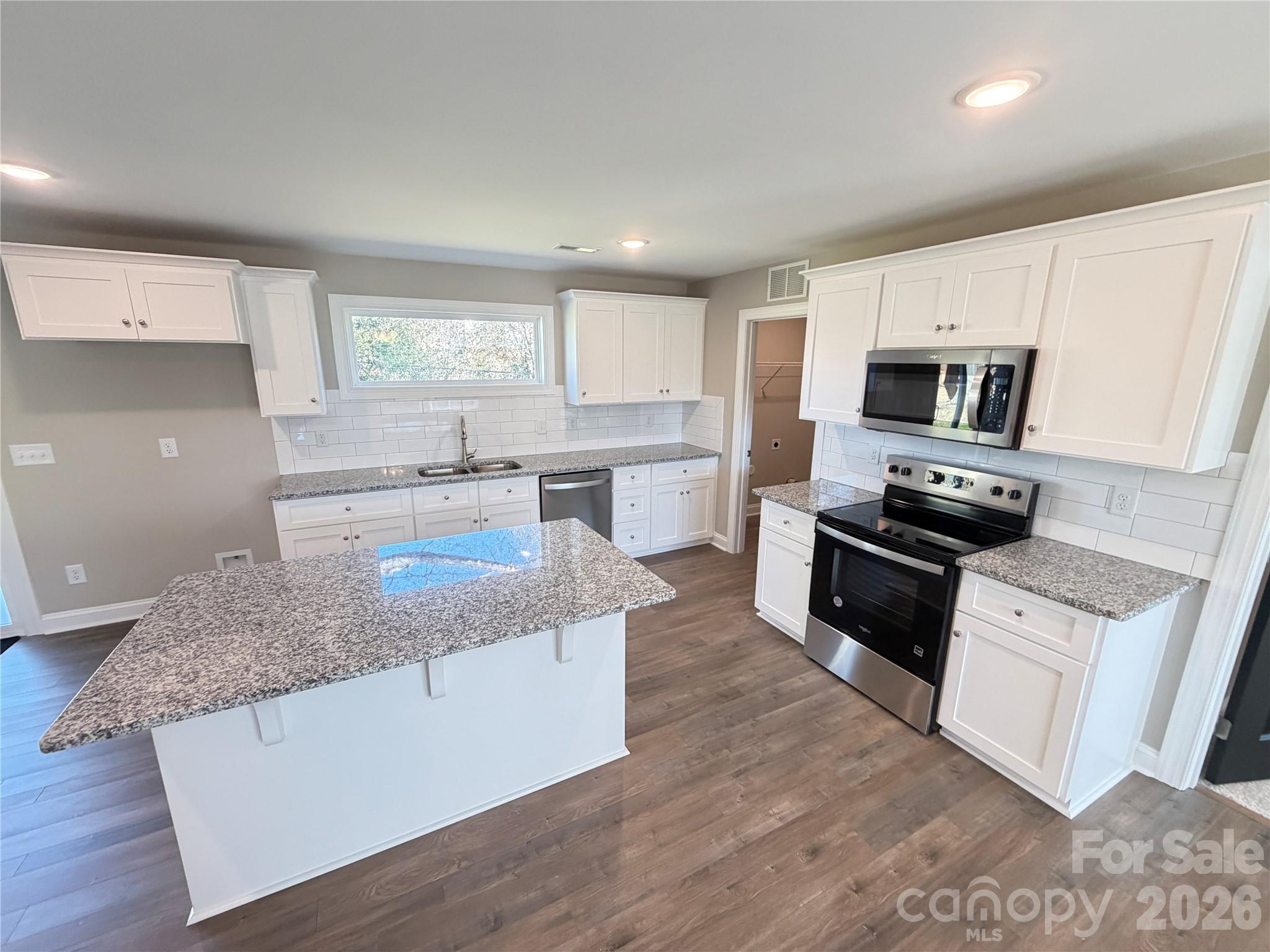 535 Martin Luther King Jr Avenue