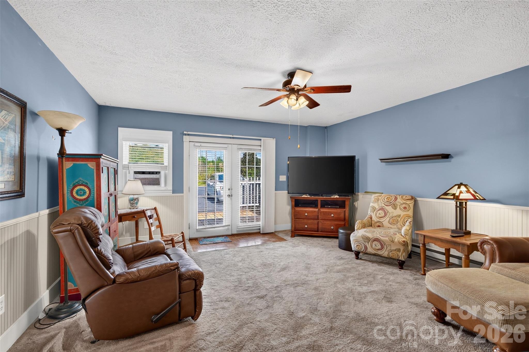 201 Cedarcrest Drive