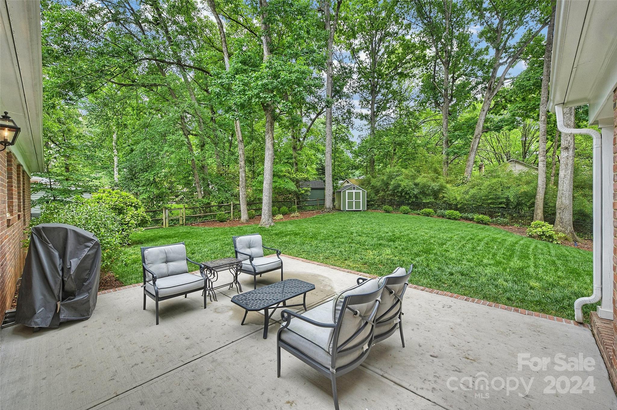 Beverly Woods - Residential