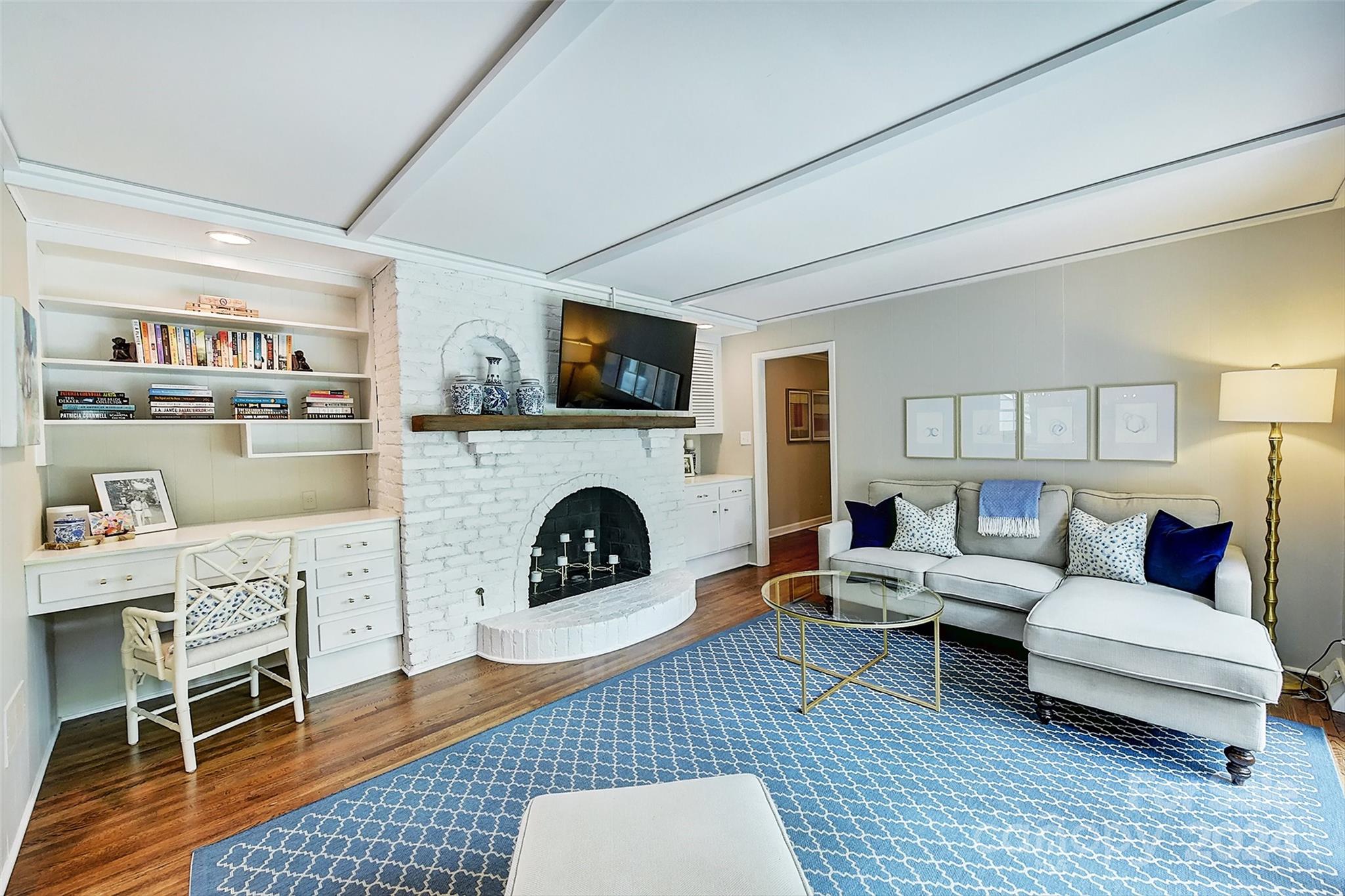 Beverly Woods - Residential