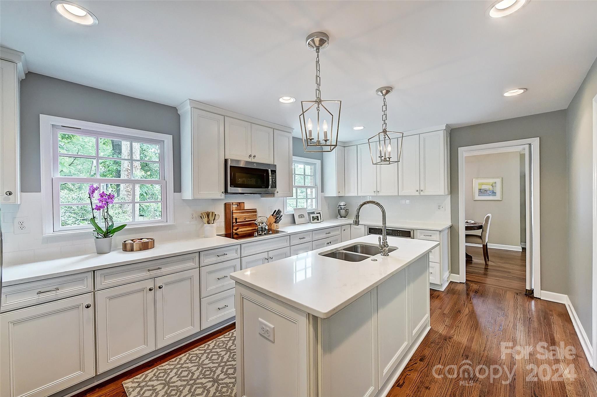 Beverly Woods - Residential