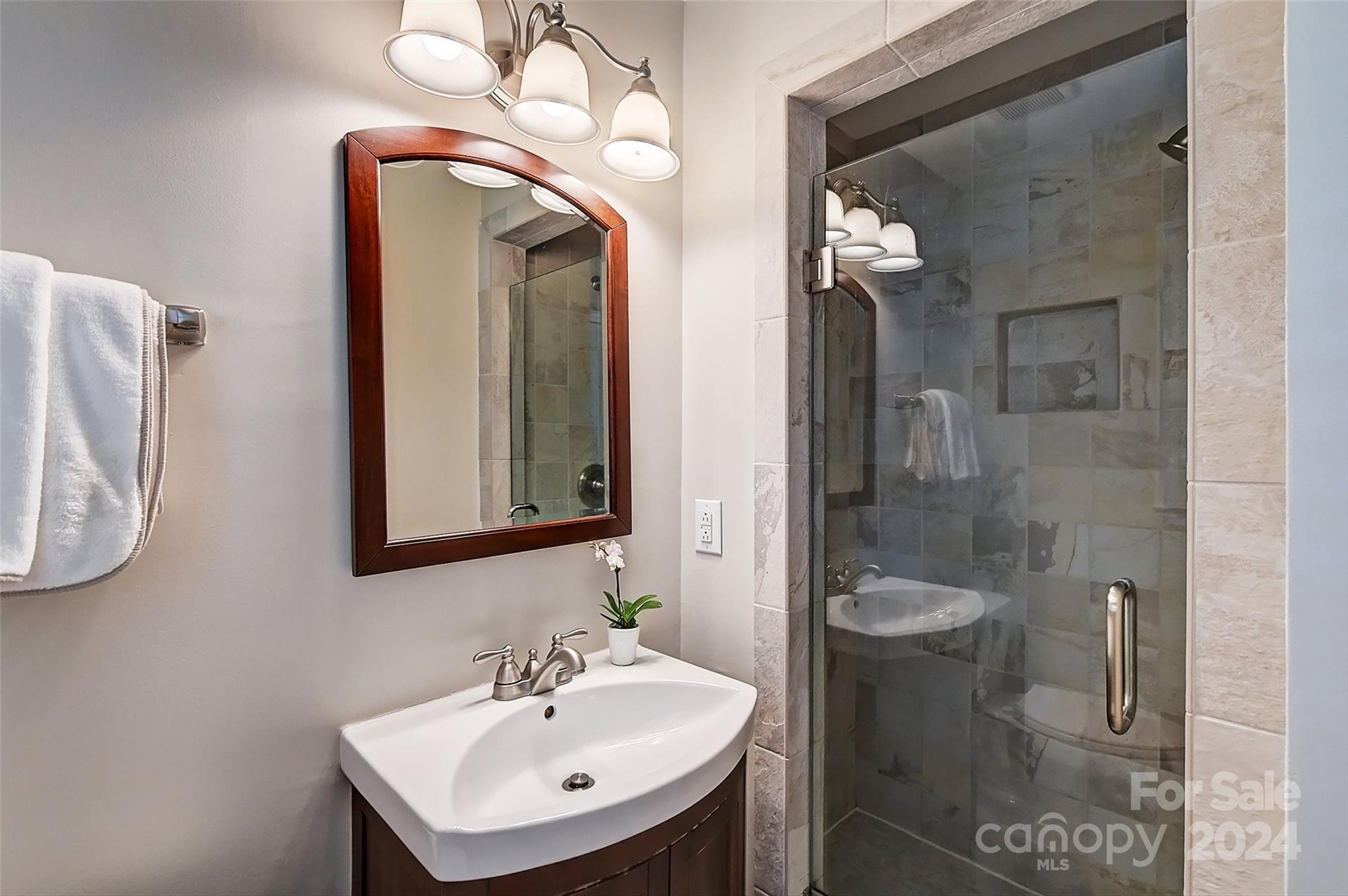 Beverly Woods - Residential