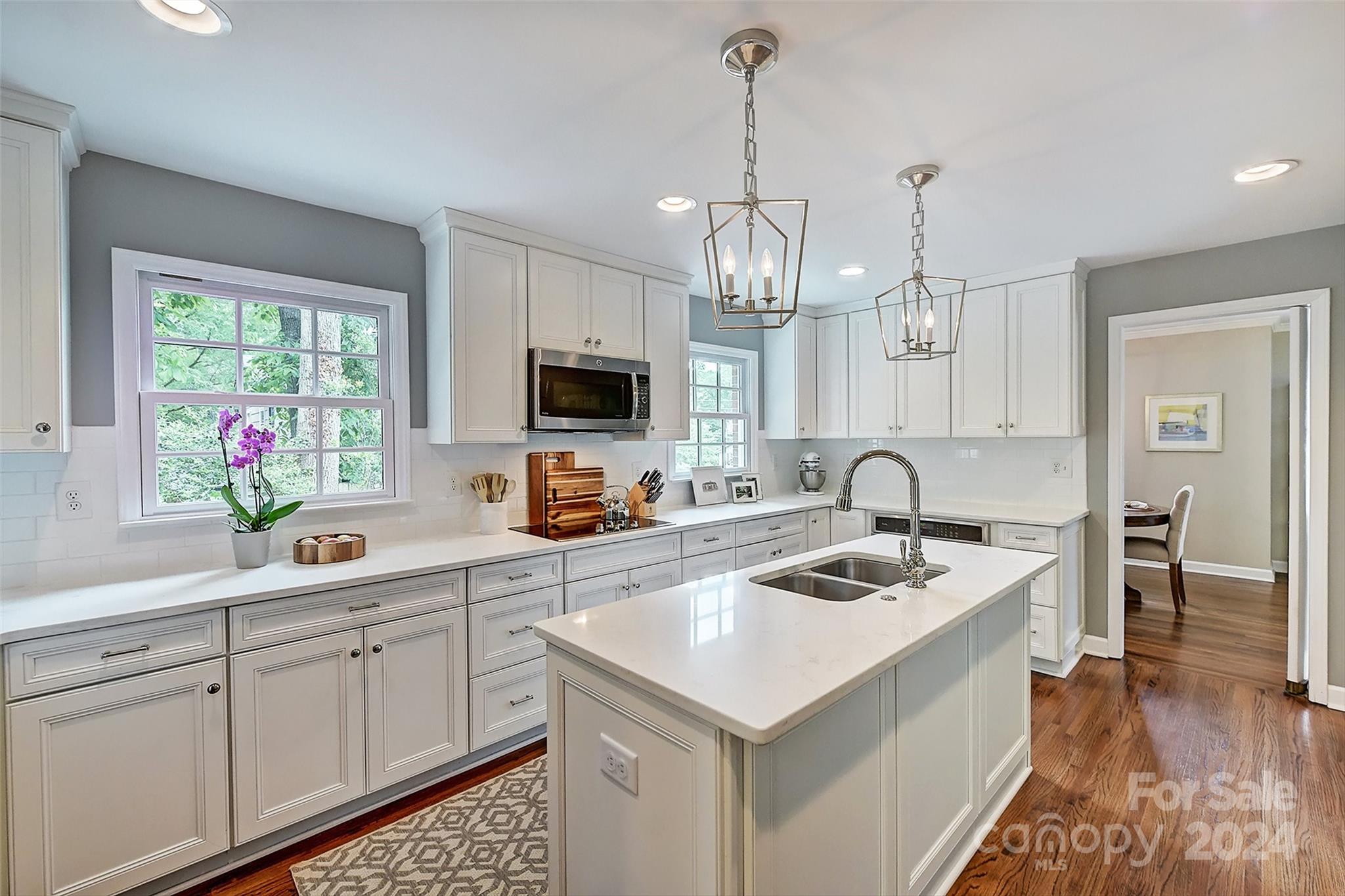 Beverly Woods - Residential