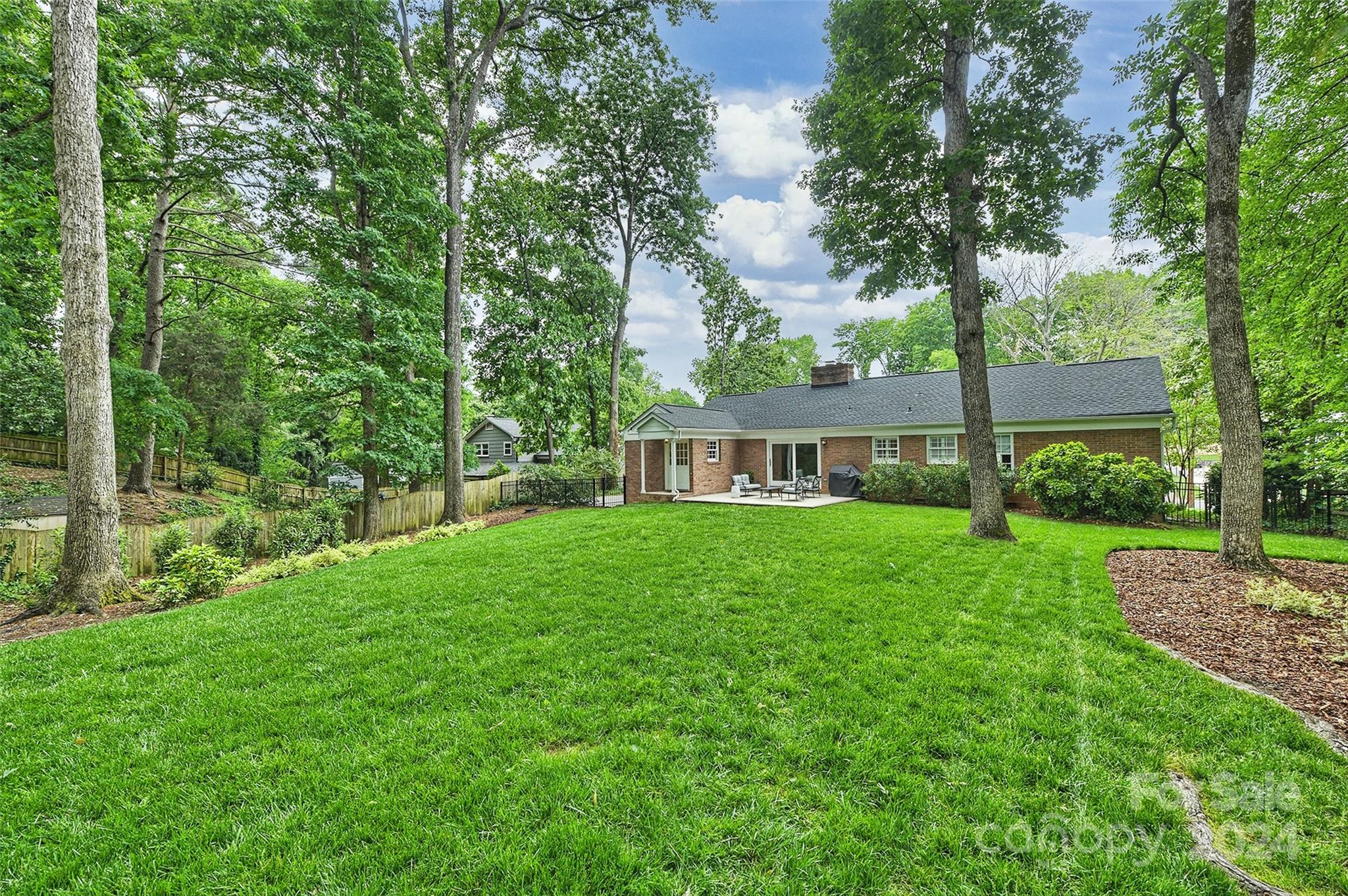 Beverly Woods - Residential