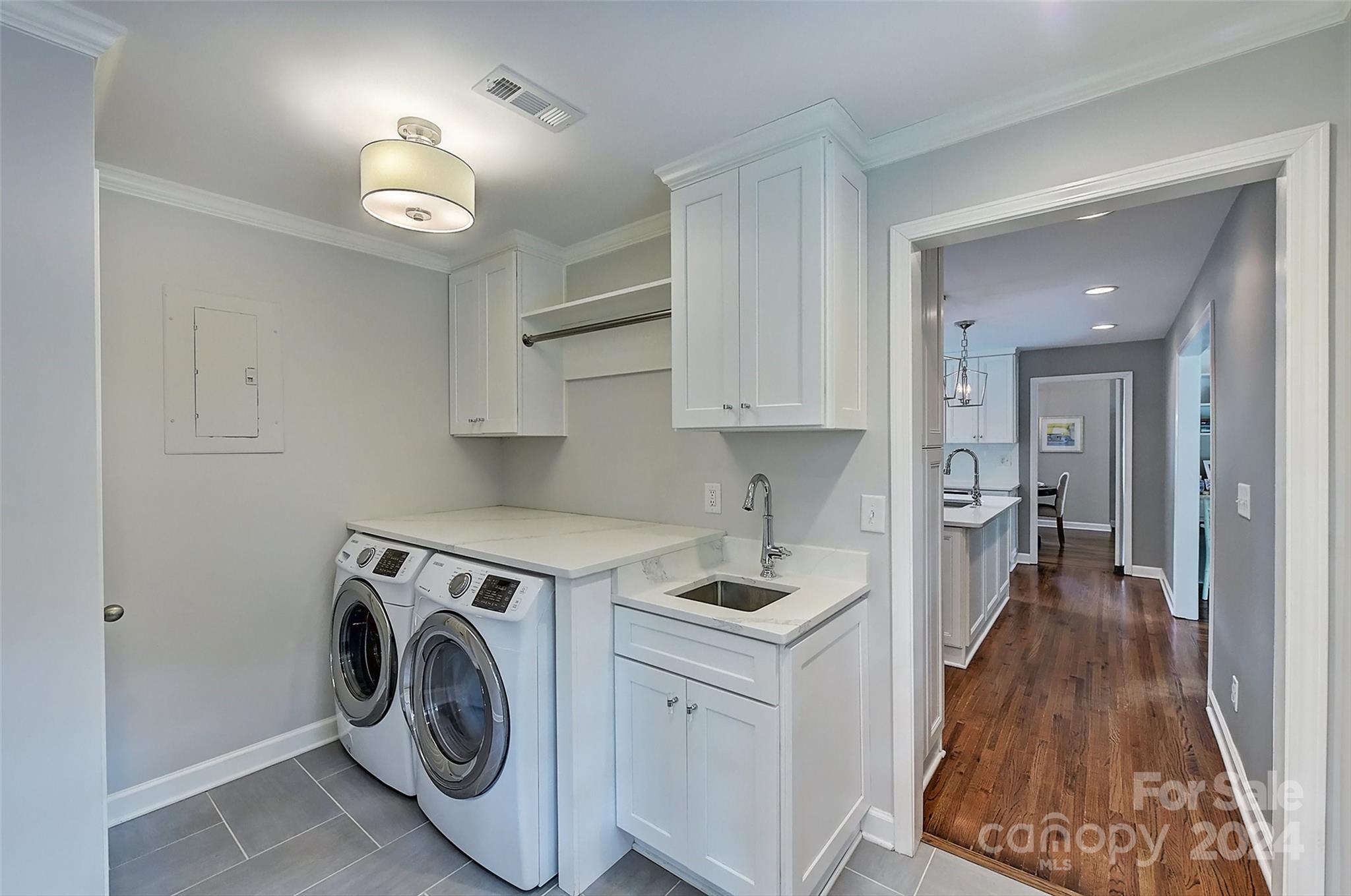 Beverly Woods - Residential