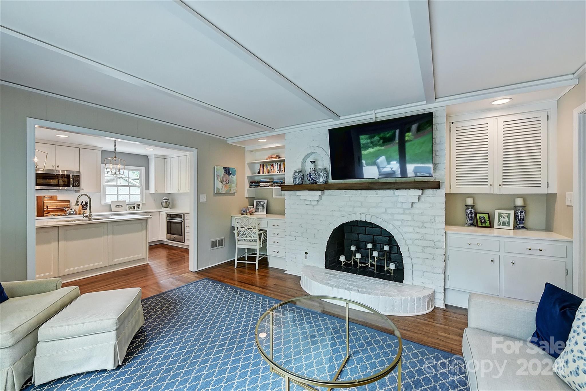 Beverly Woods - Residential