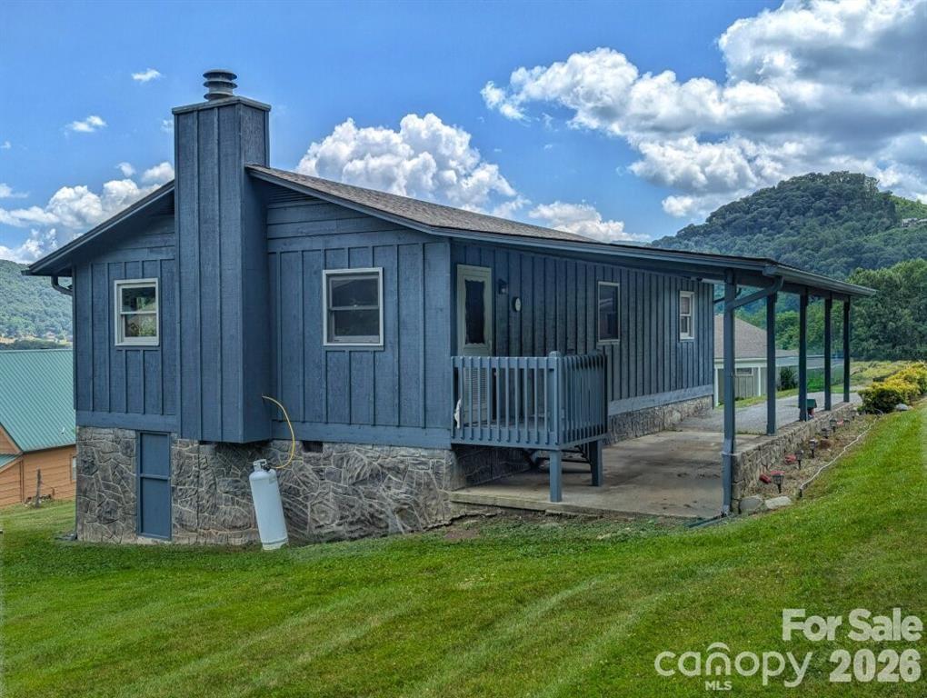 84 Stoney Ridge Loop