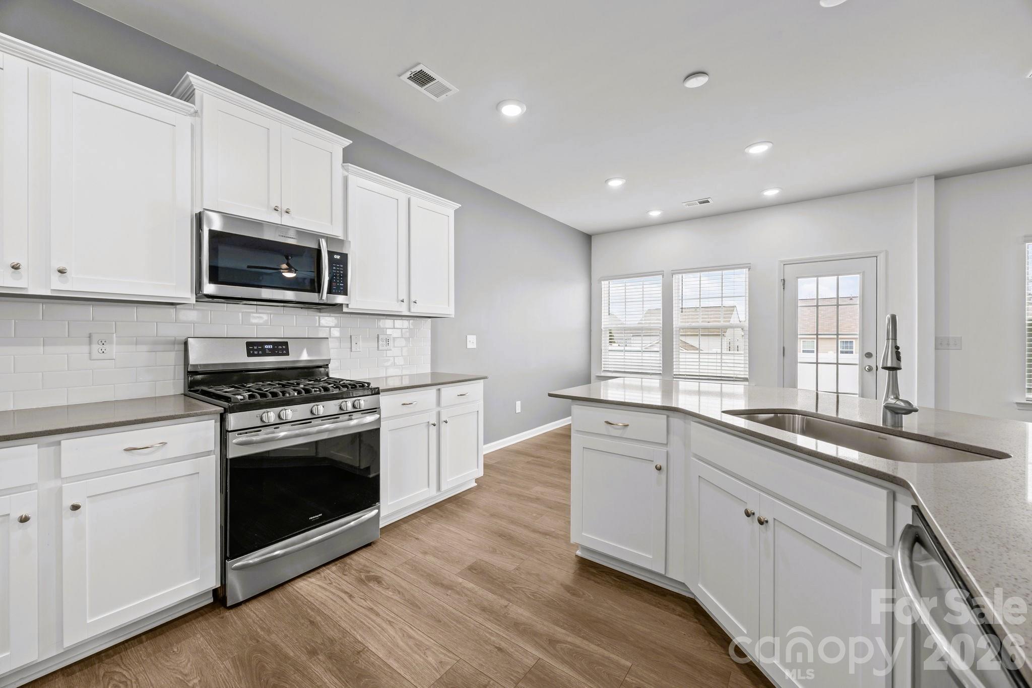 5775 Soft Shell Drive