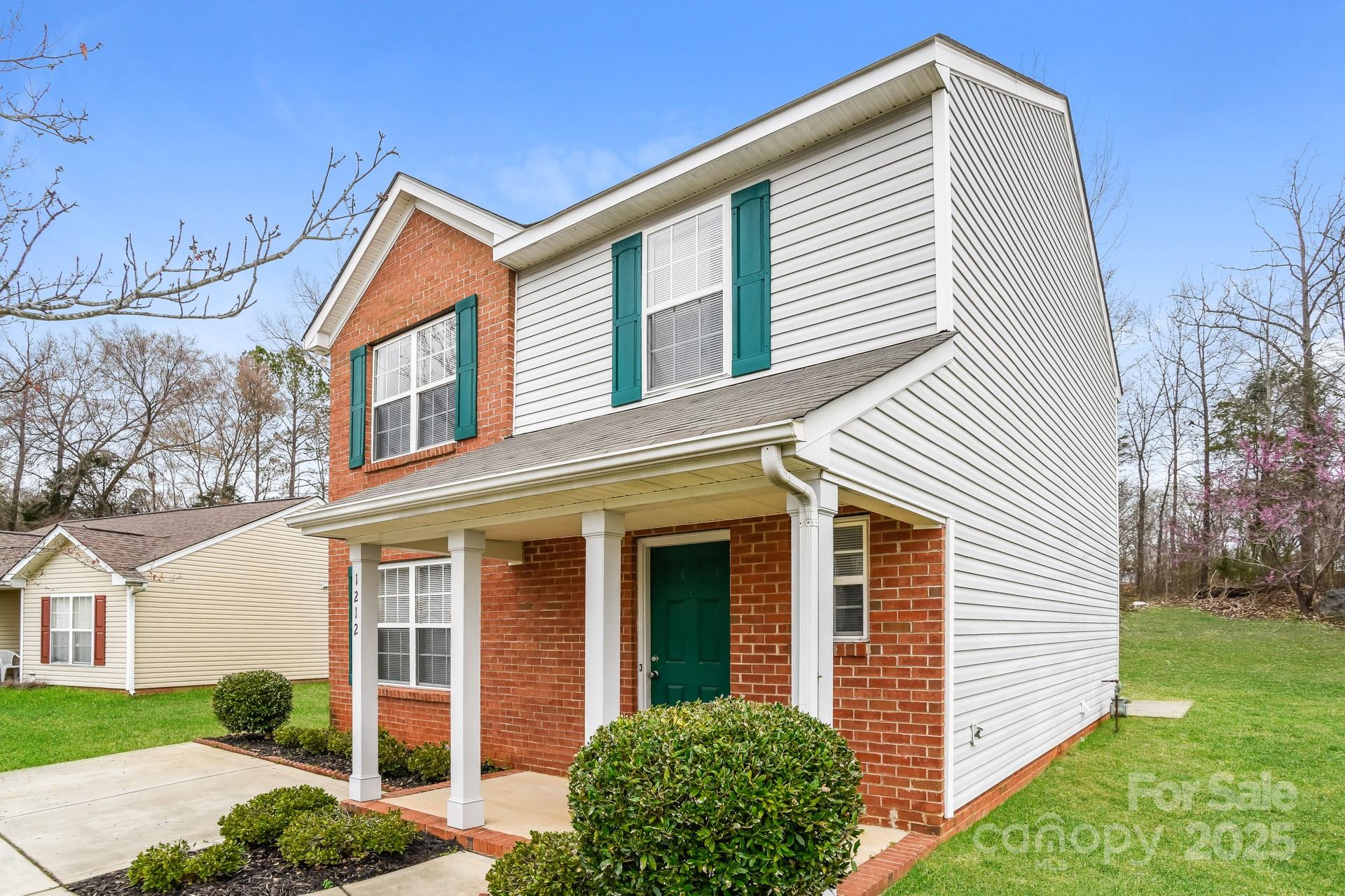 1212 Shenandoah Circle