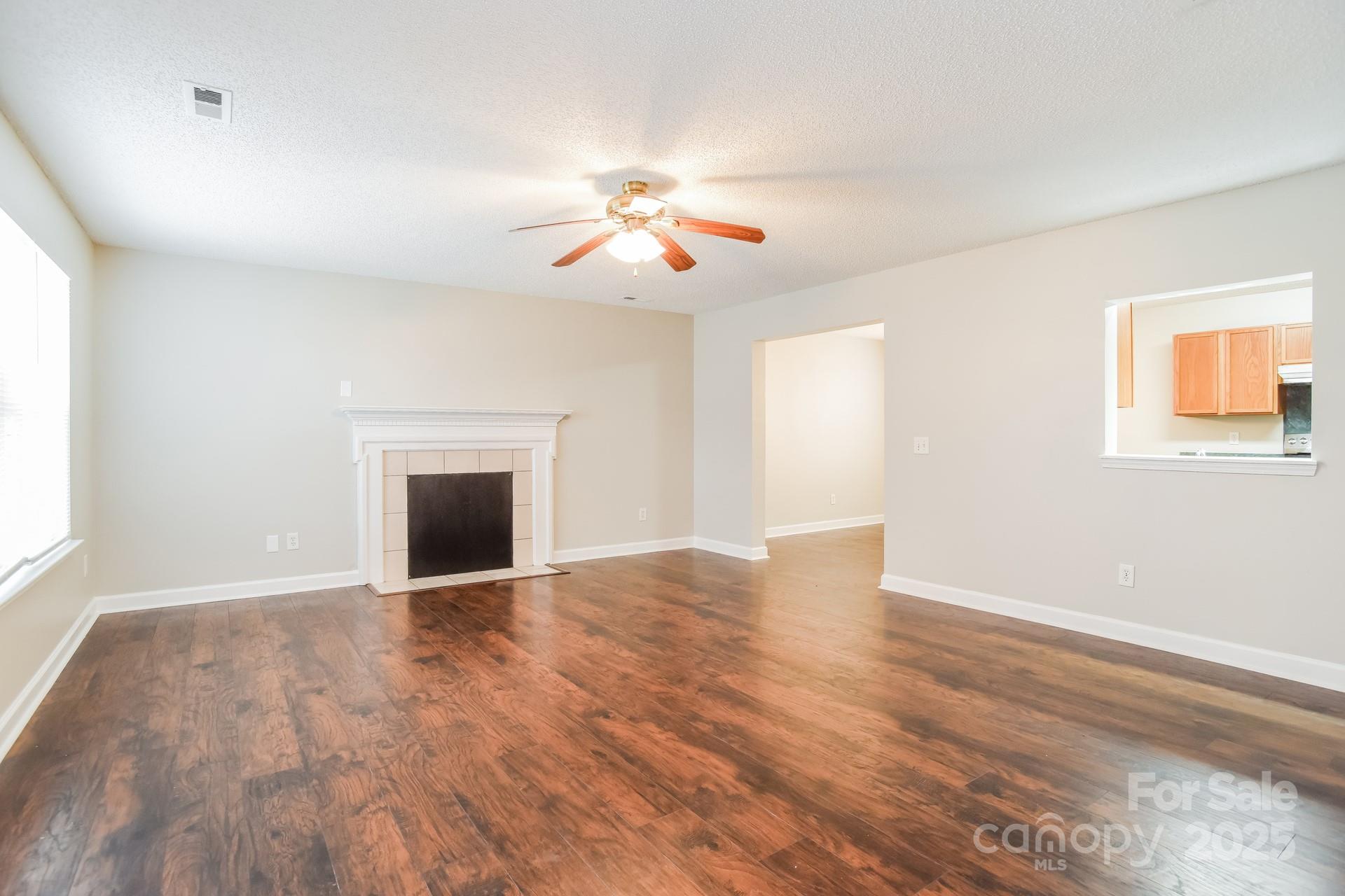 1212 Shenandoah Circle
