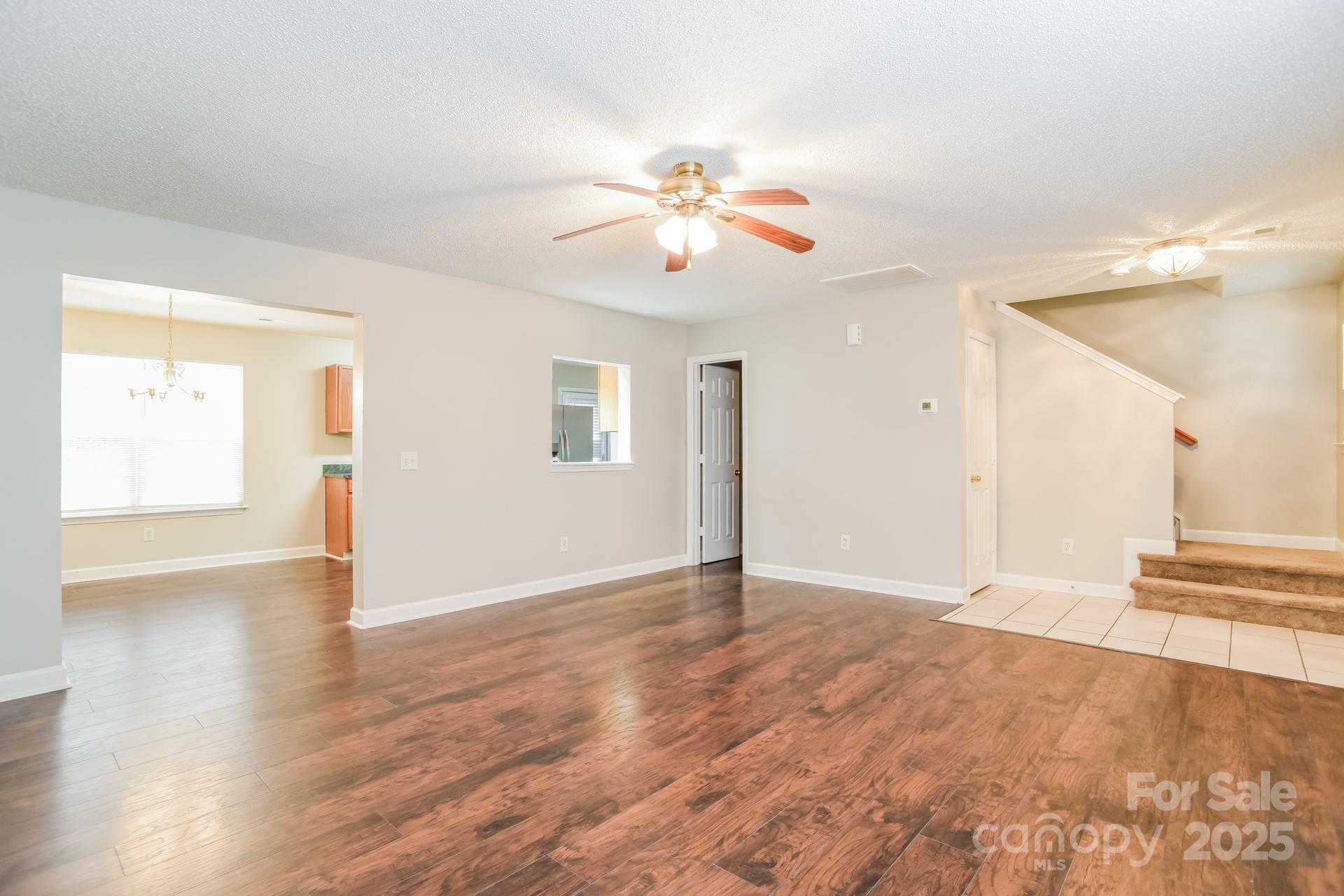 1212 Shenandoah Circle