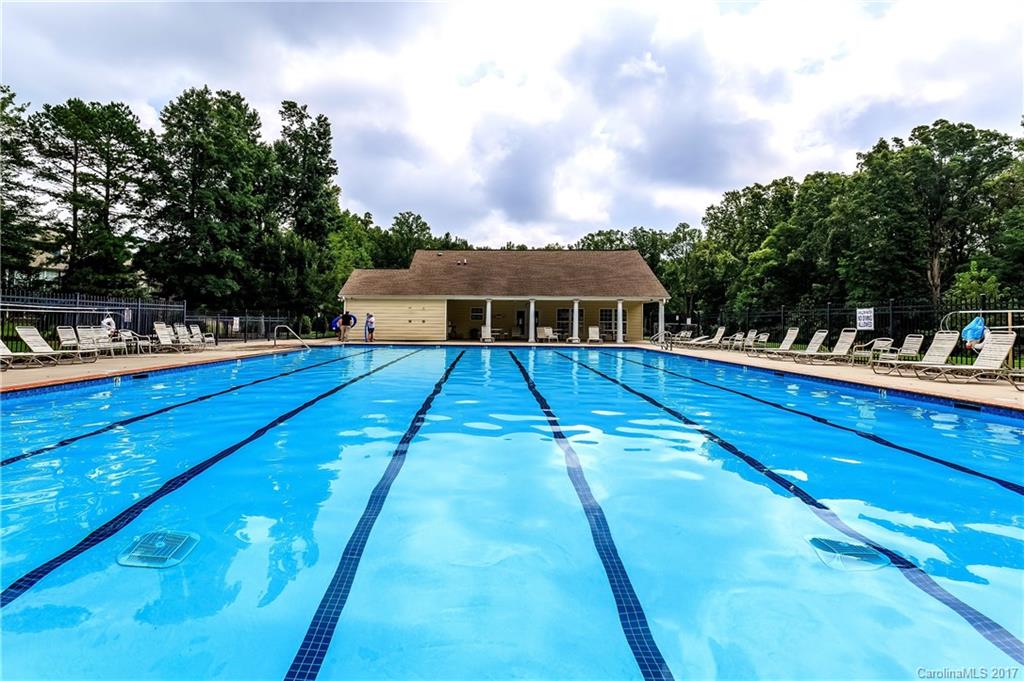 Chestnut Oaks - Residential