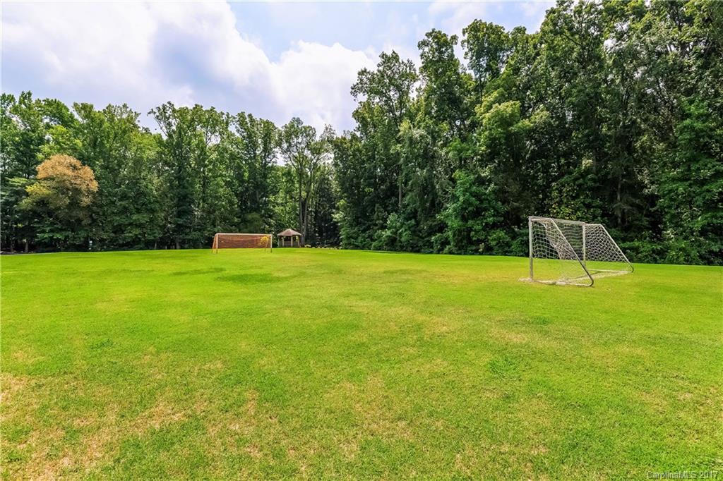 Chestnut Oaks - Residential