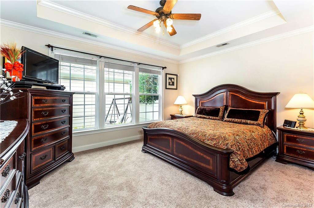 Chestnut Oaks - Residential