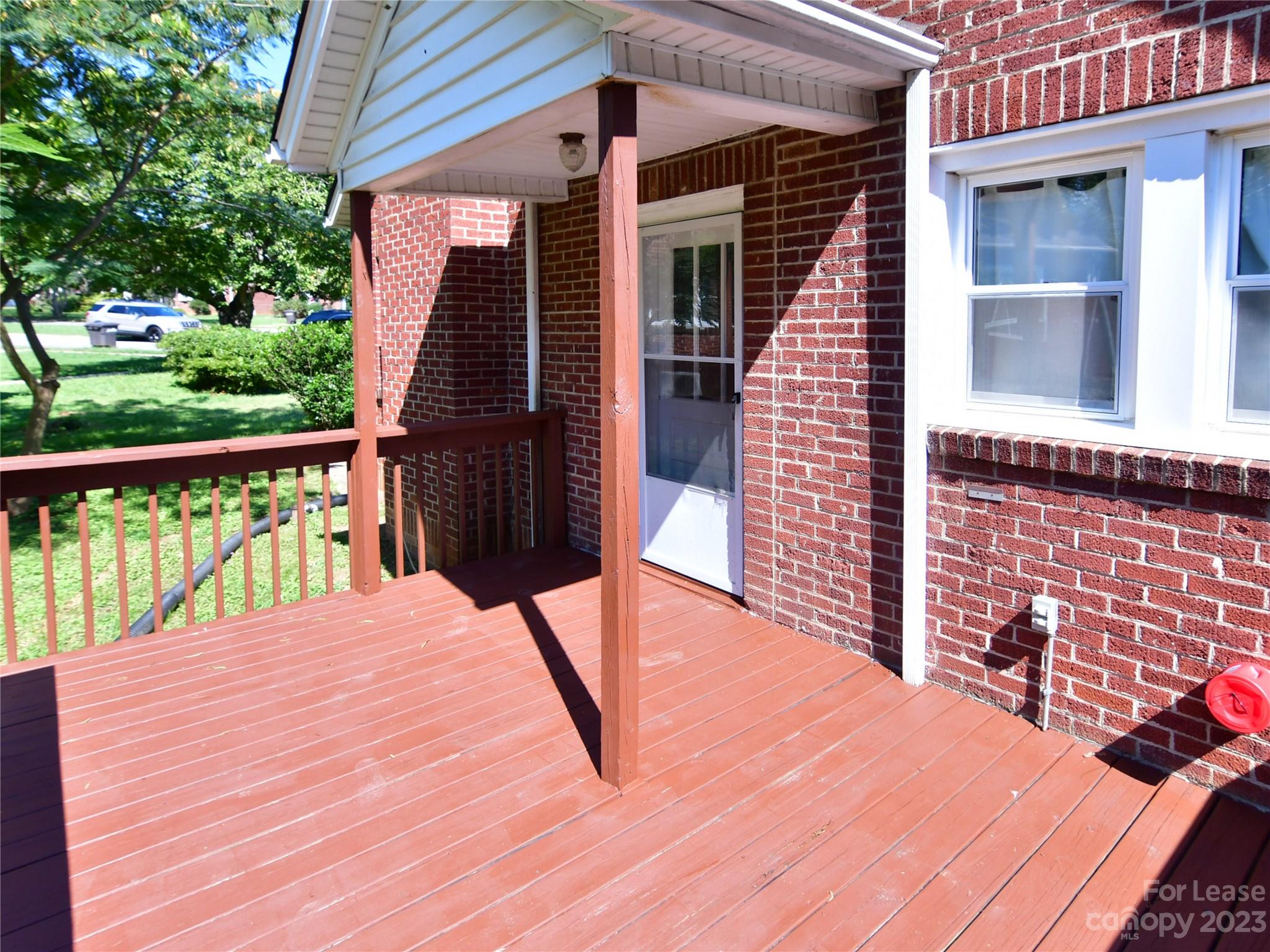 Victorias Landmark - Residential Lease