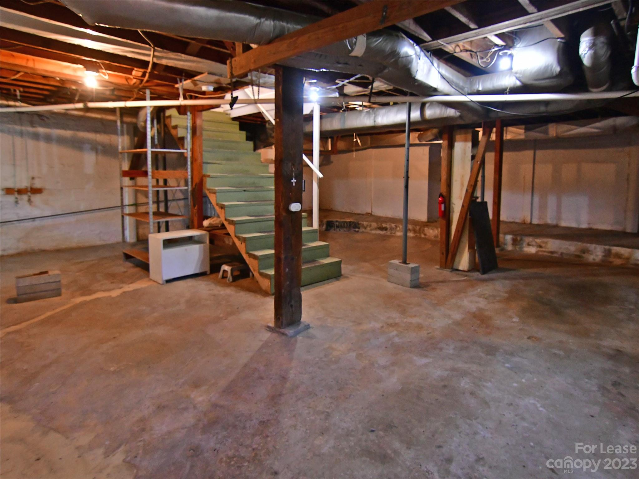 Victorias Landmark - Residential Lease