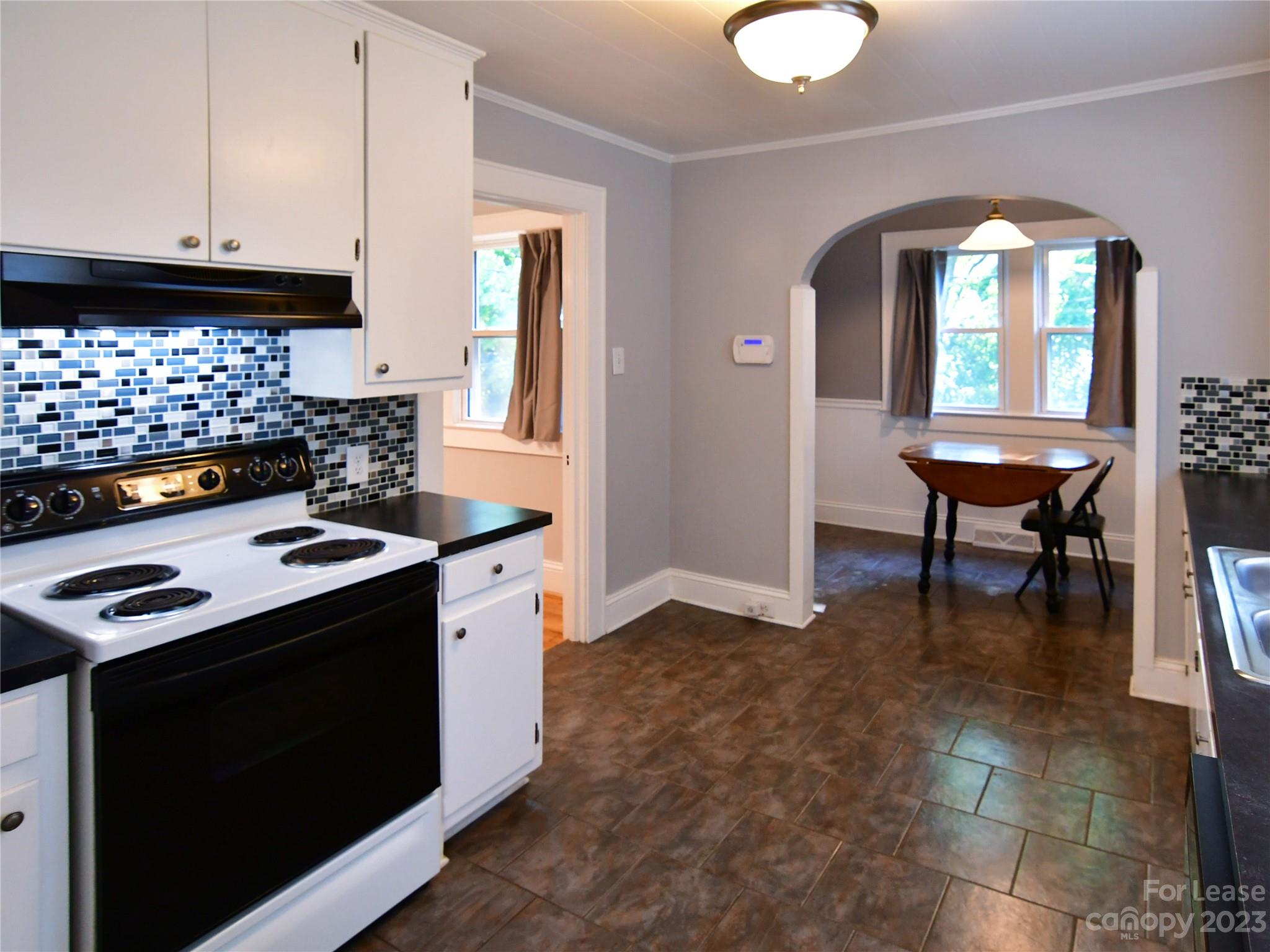 Victorias Landmark - Residential Lease