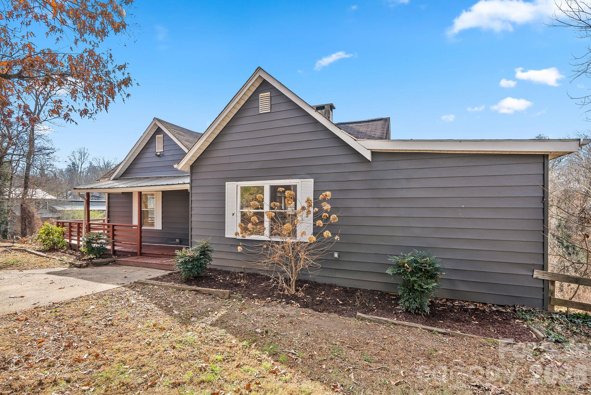2 Worley Place
