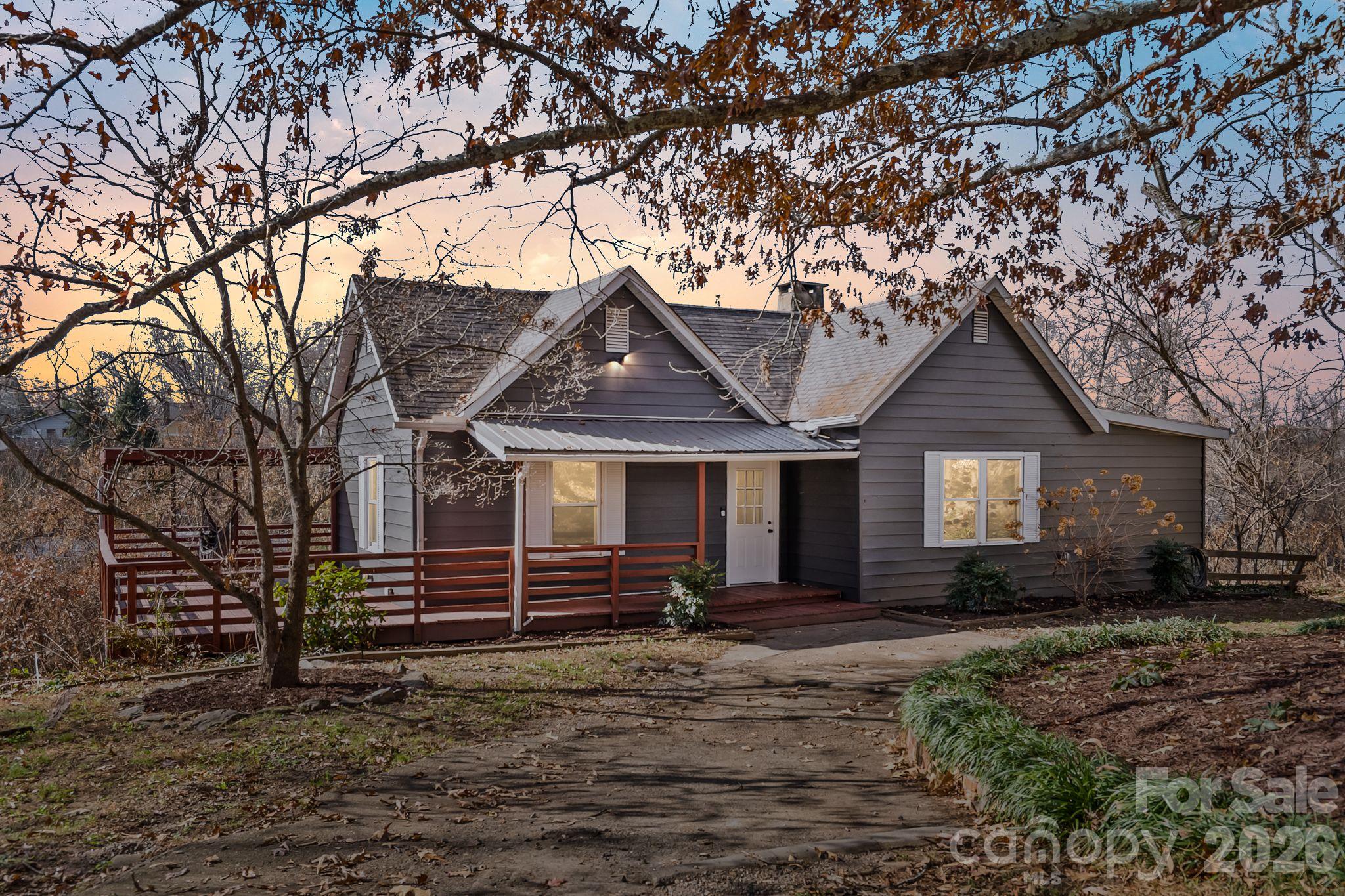 2 Worley Place