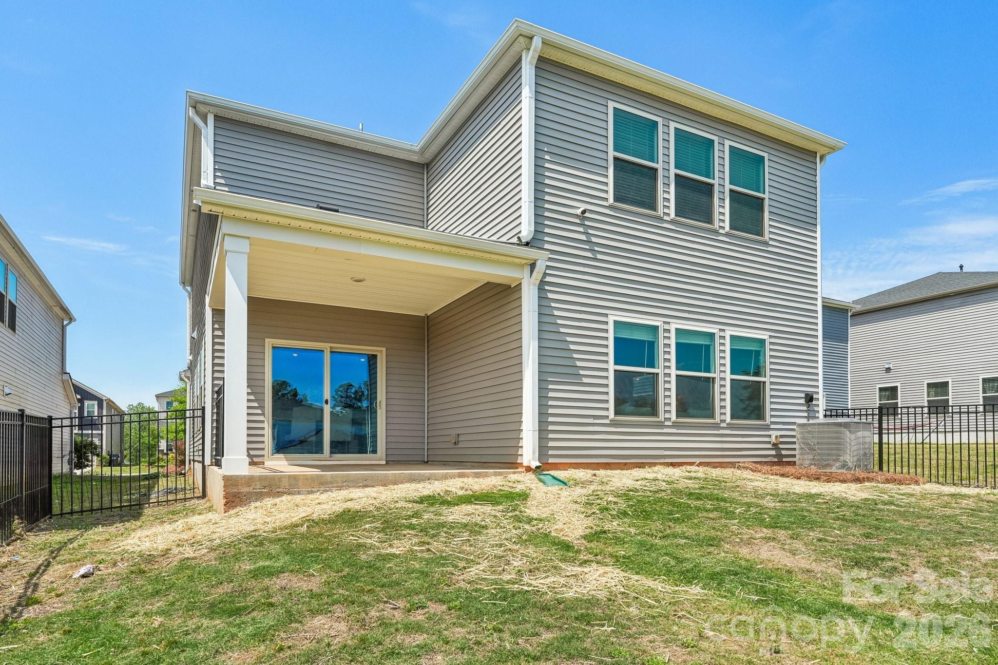 Larkhaven Hills - Residential
