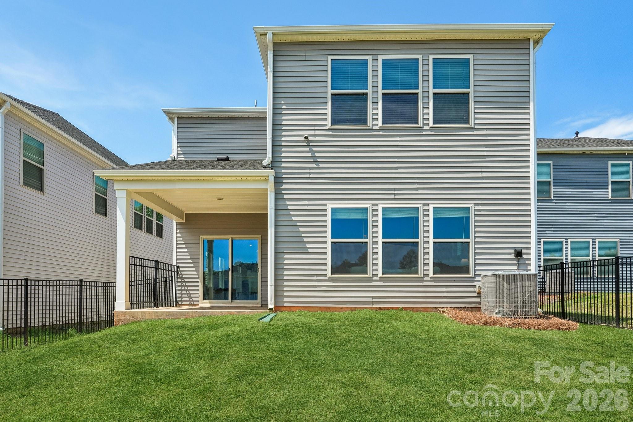 Larkhaven Hills - Residential