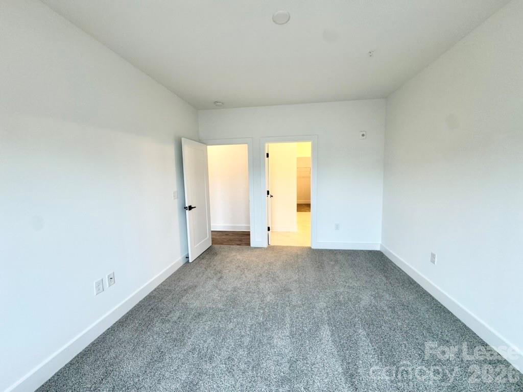 175 W Black Street W 304