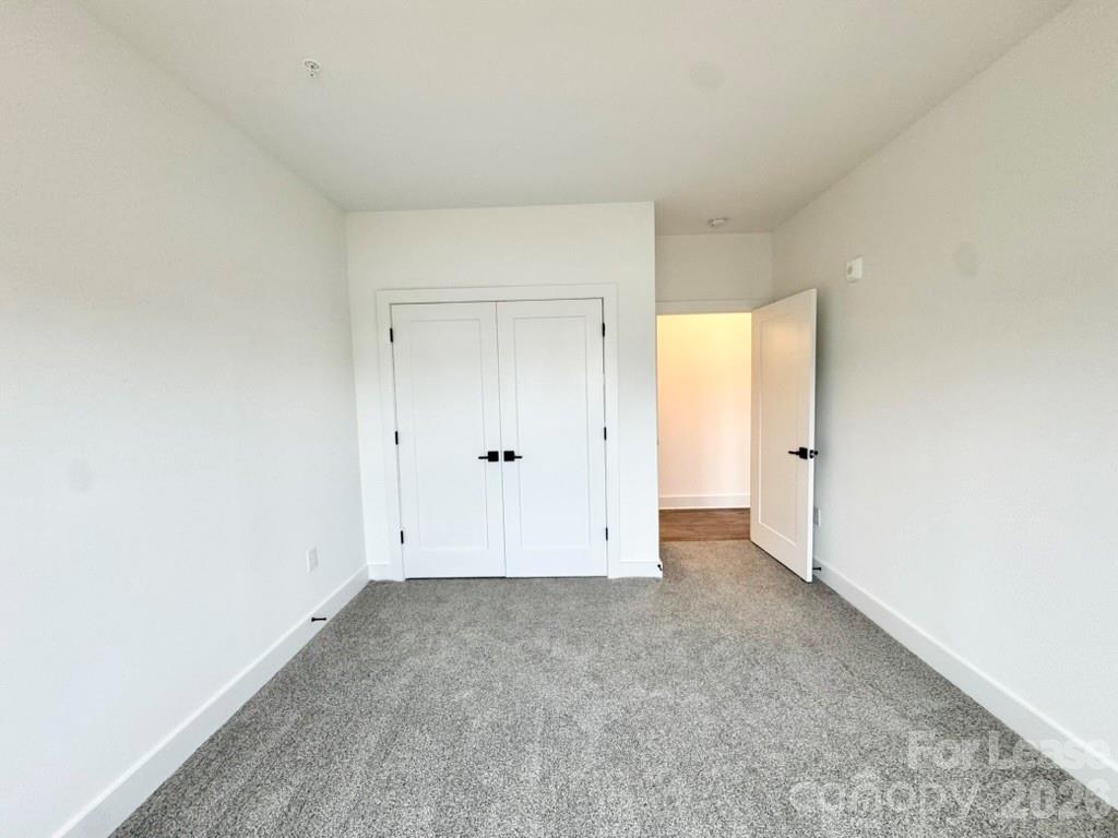 175 W Black Street W 304