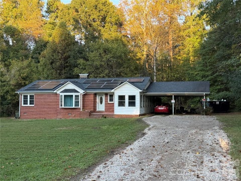 Photo of 2215 Gastonia Highway, Lincolnton, NC 28092 (MLS # 4435221)
