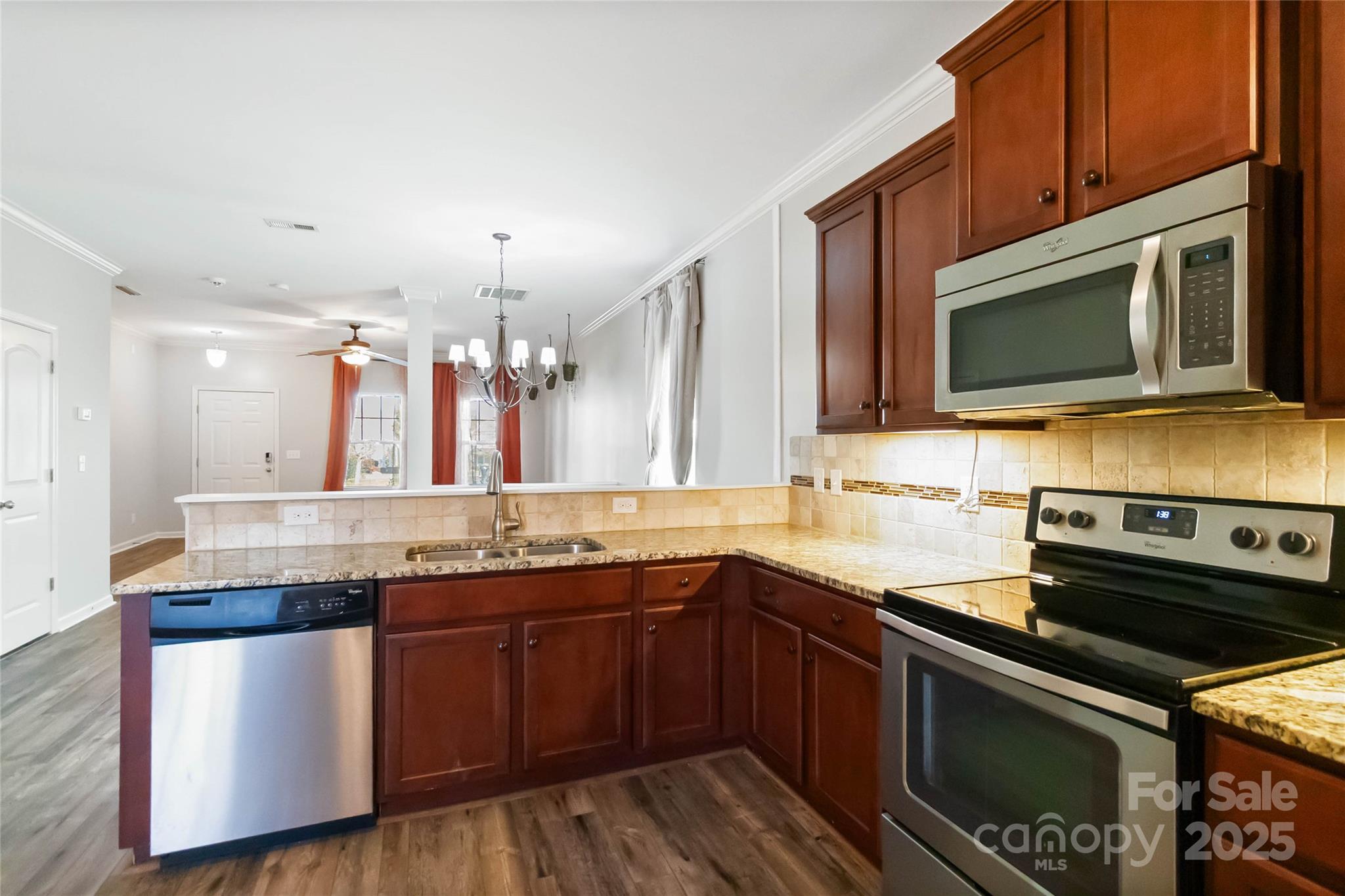 The Oaks at McIlwaine - Residential