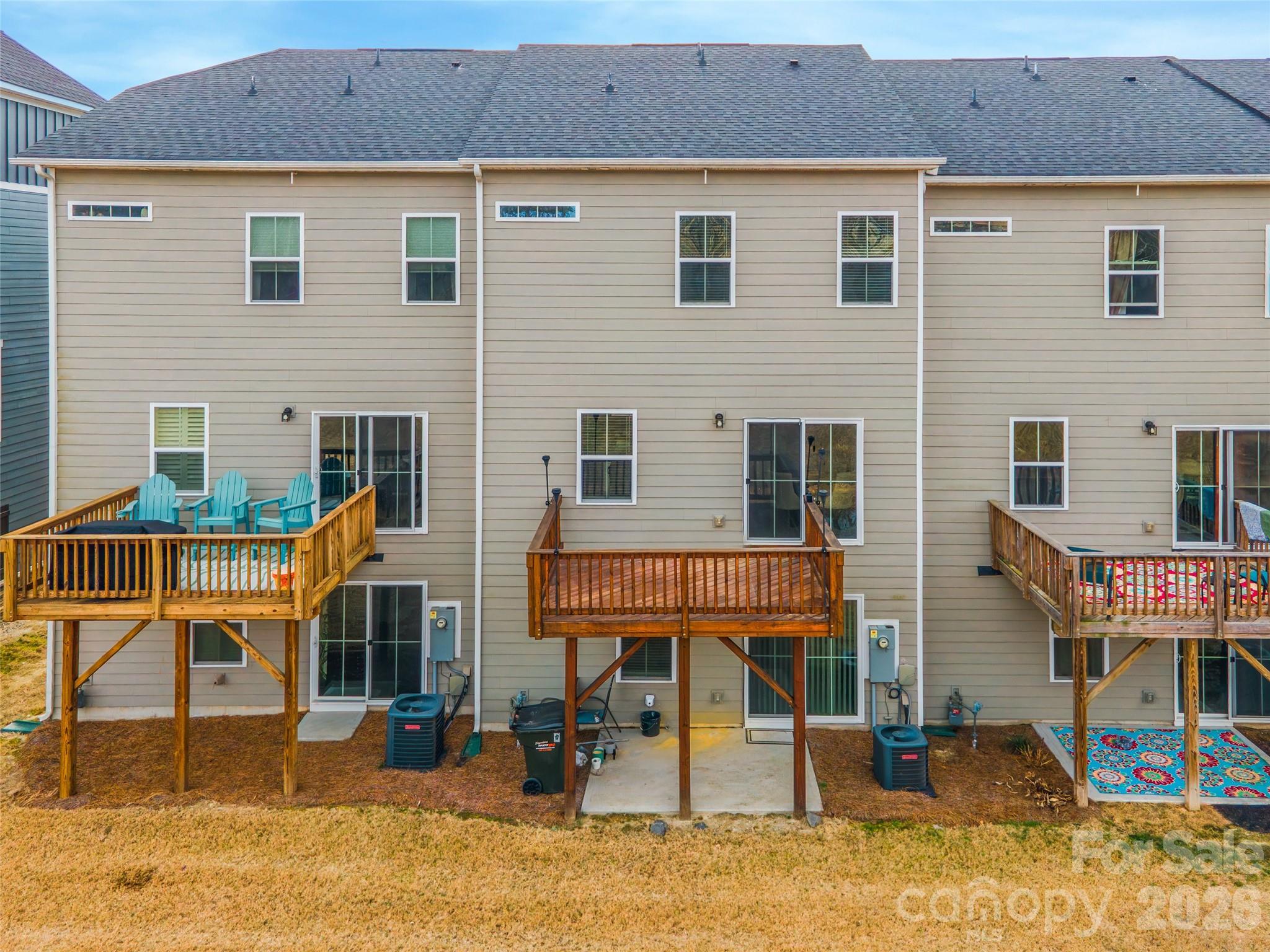 Trinity Townes - Residential