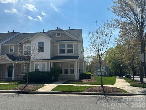 Photo of 10553 Trolley Run Drive, Cornelius, NC 28031 (MLS # 4346290)