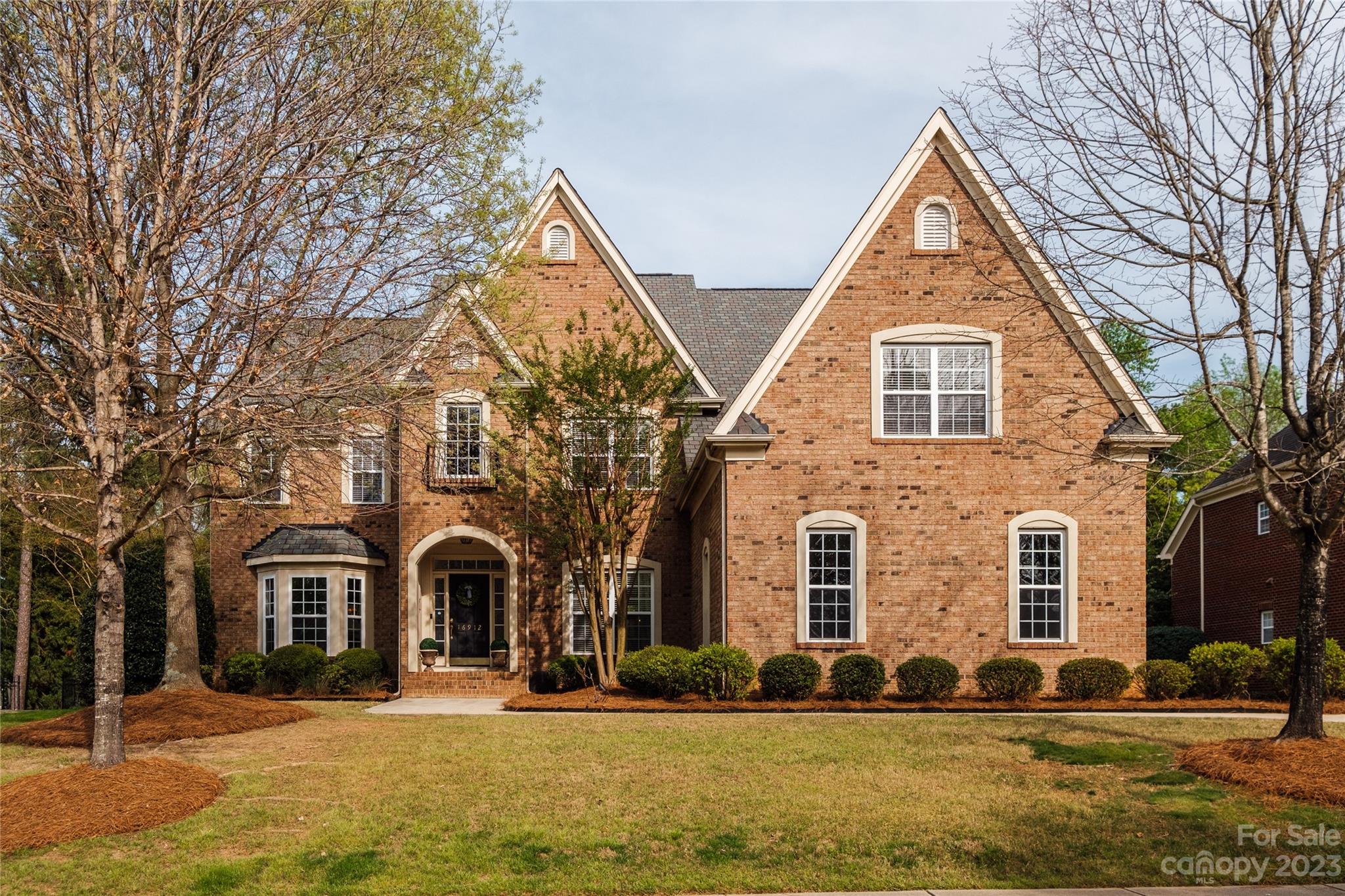 The Palisades - Residential