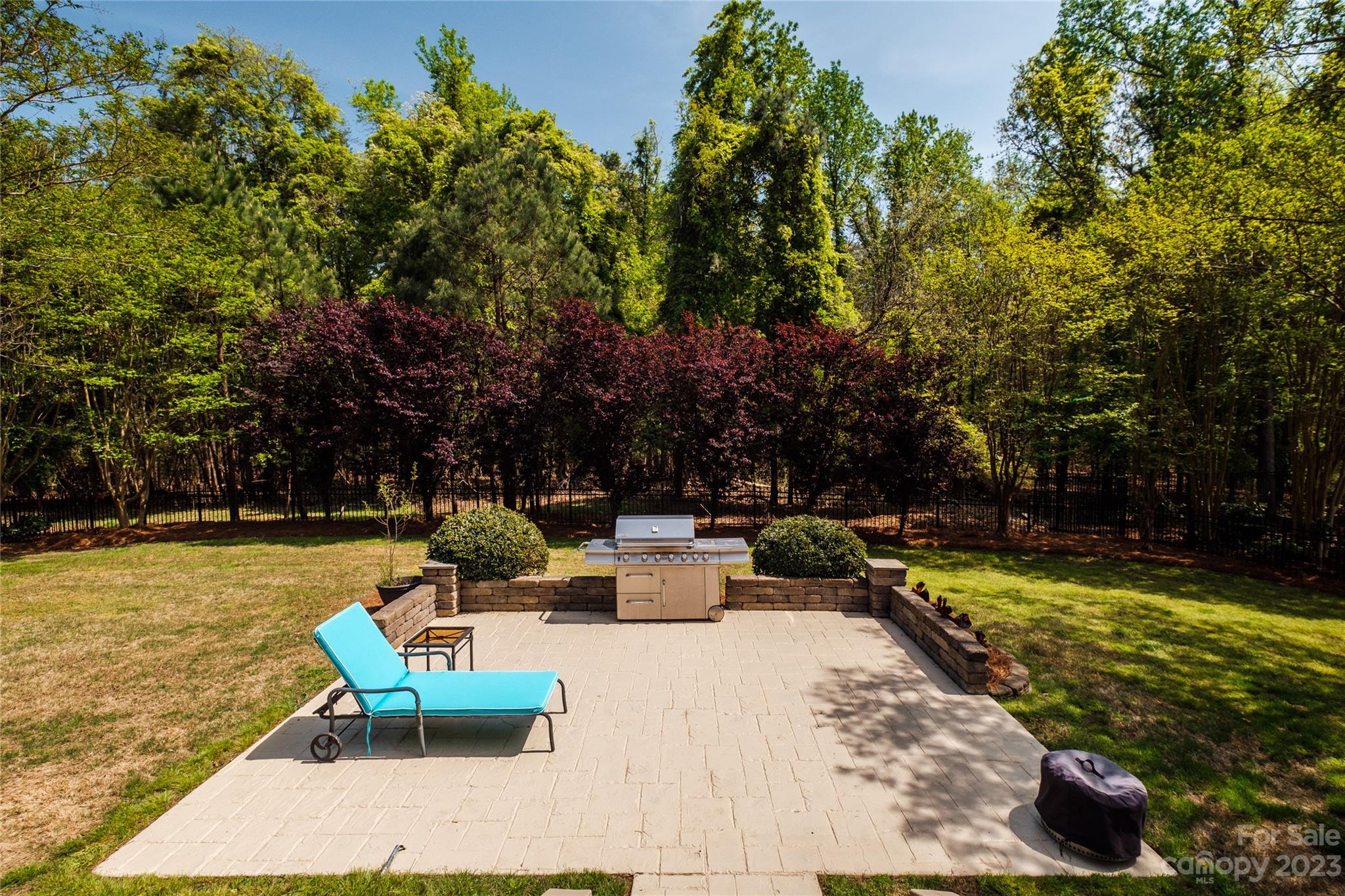 The Palisades - Residential