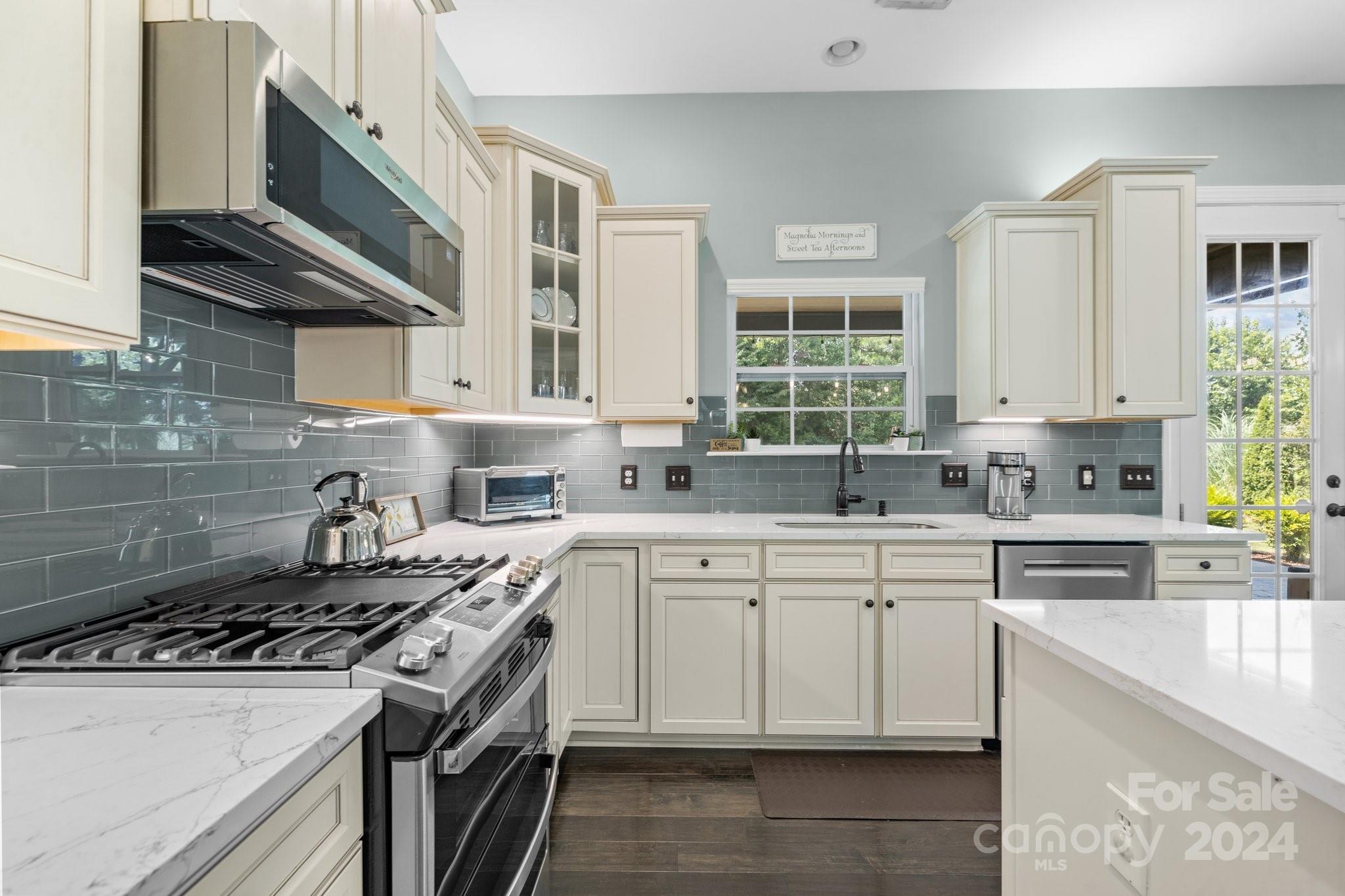 Reserve At Gold Hill - Residential