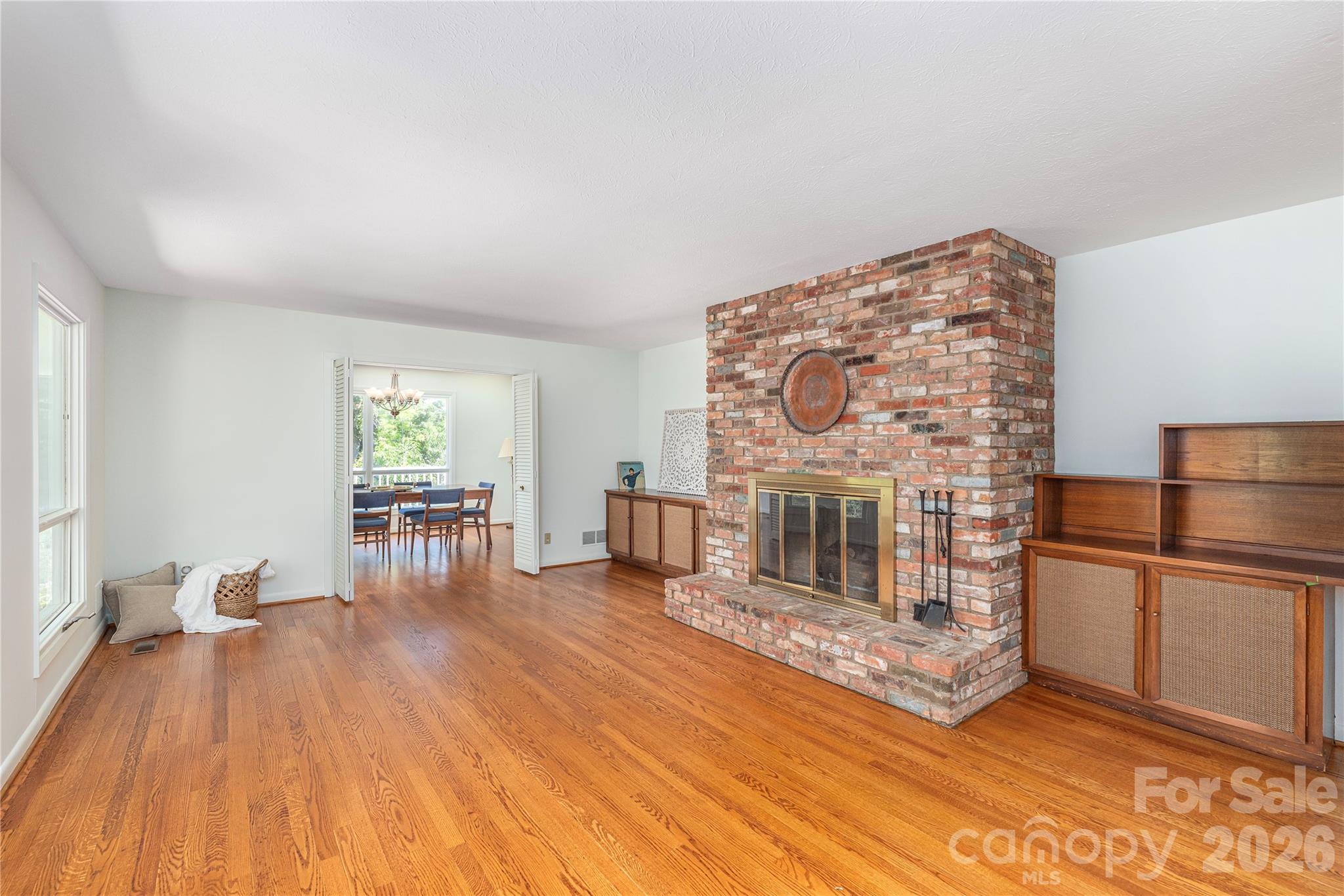 38 Forest View Drive