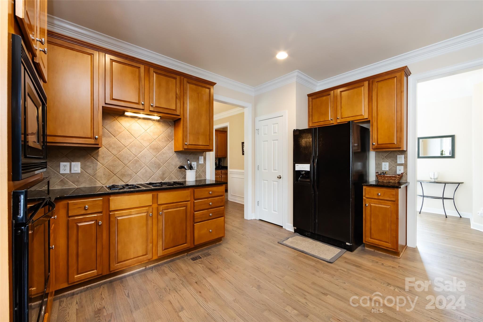 Lake Shore - Residential