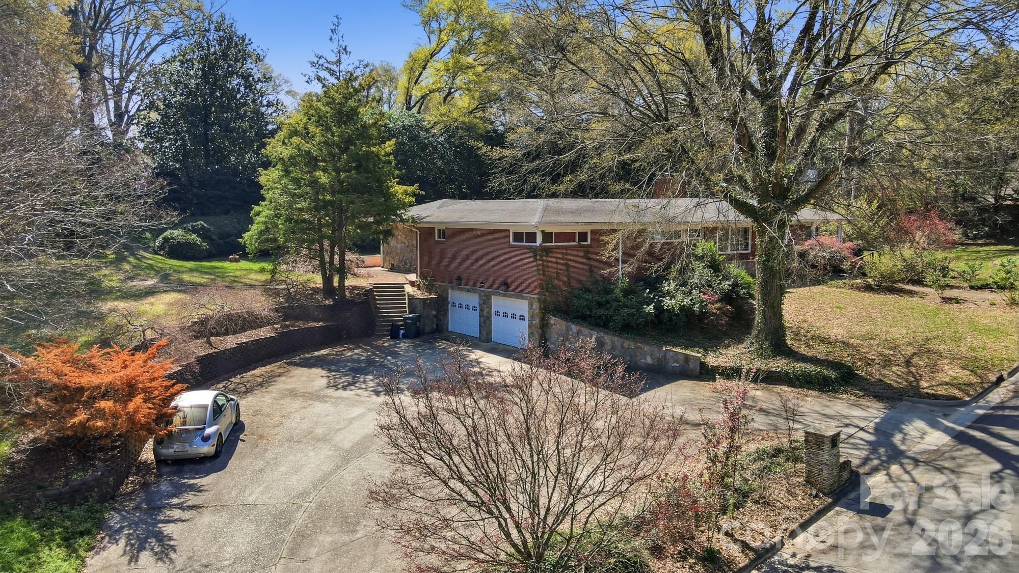 160 Glendale Avenue SE